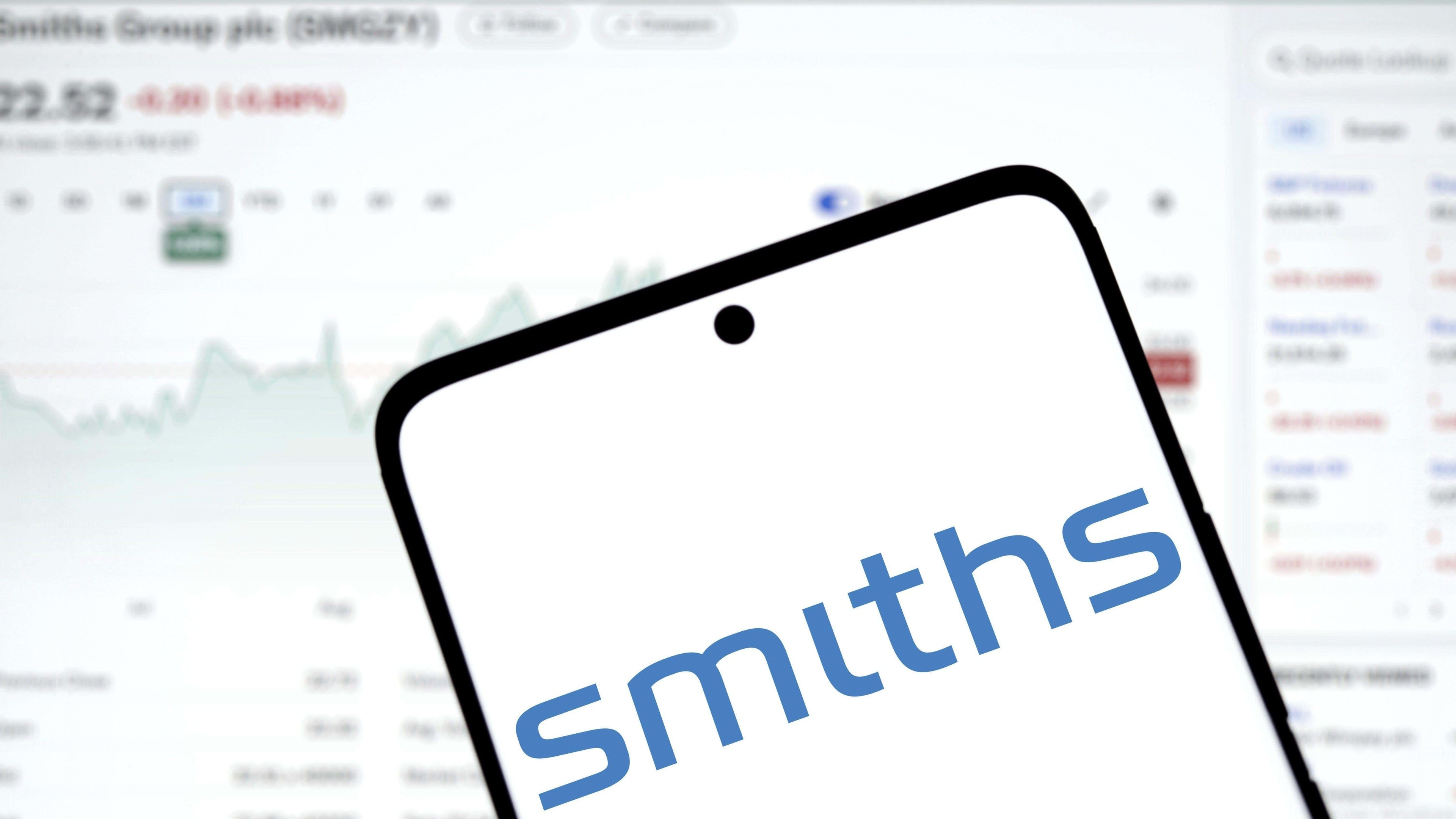 Smiths Group plans share awards worth up to £400 for over 10,000 staff