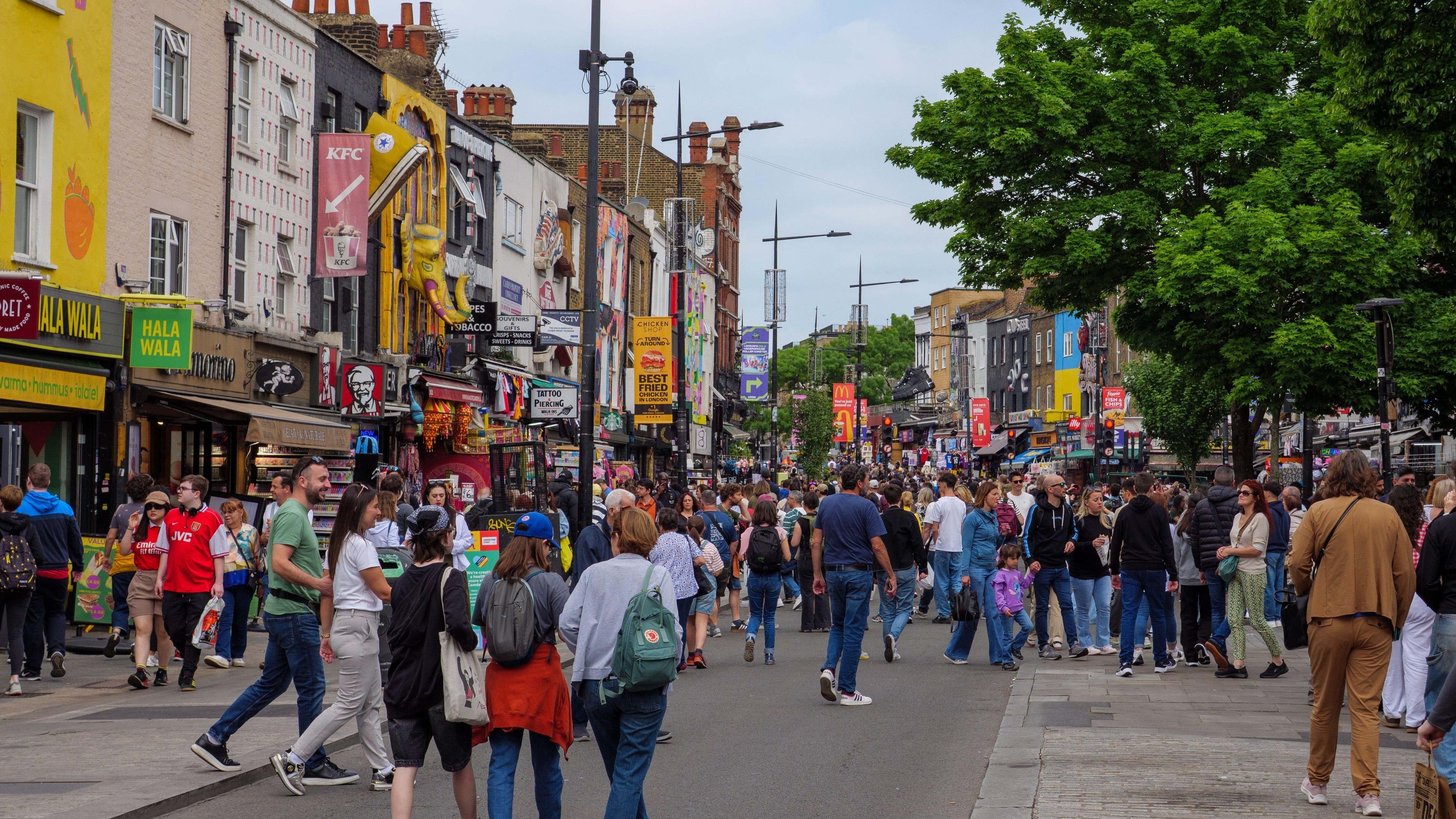 TikTok drives millions to restaurants and independent shops, research suggests