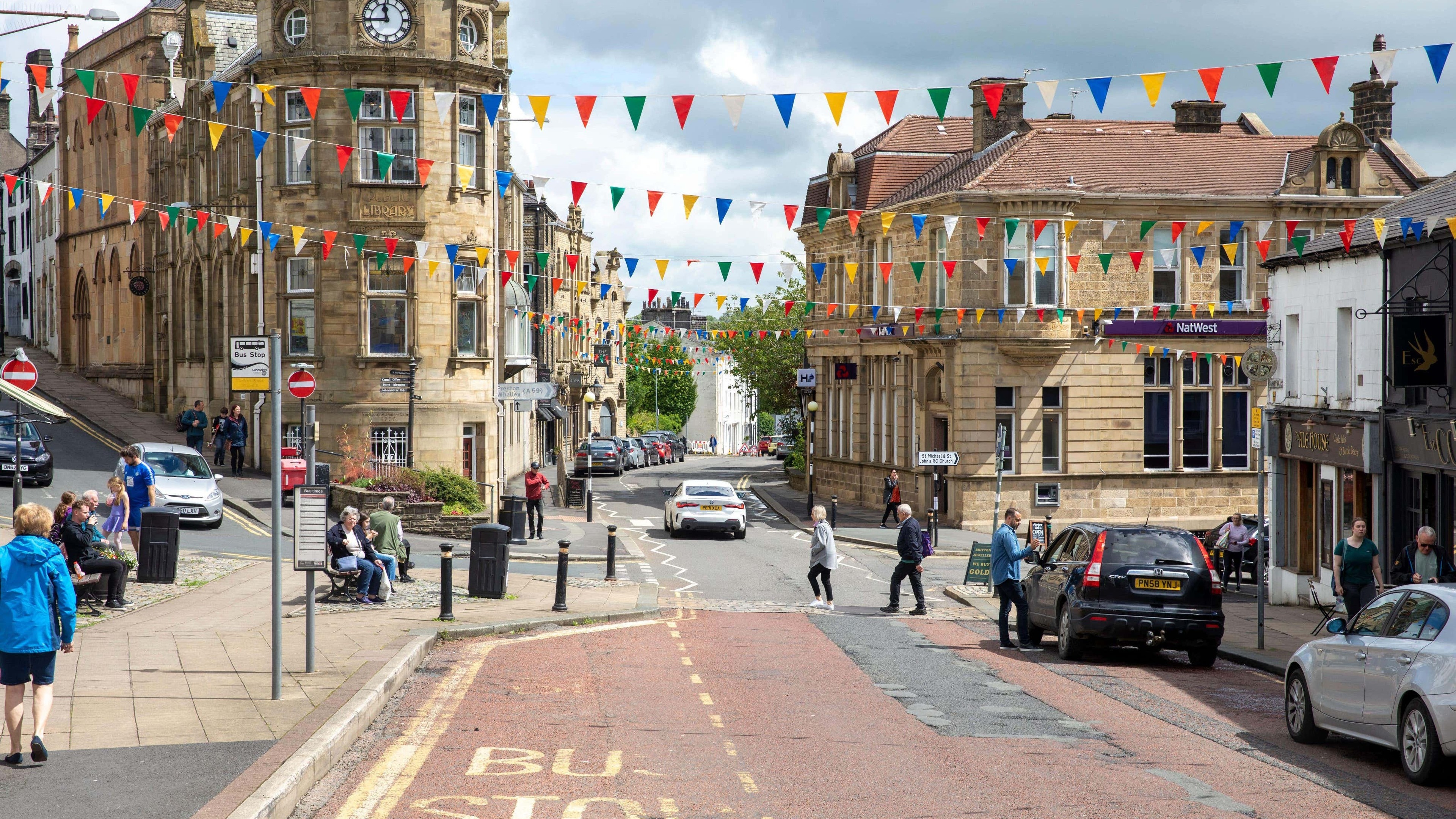 Lloyds identifies UK housing “hotspots” where Gen Z can buy first homes
