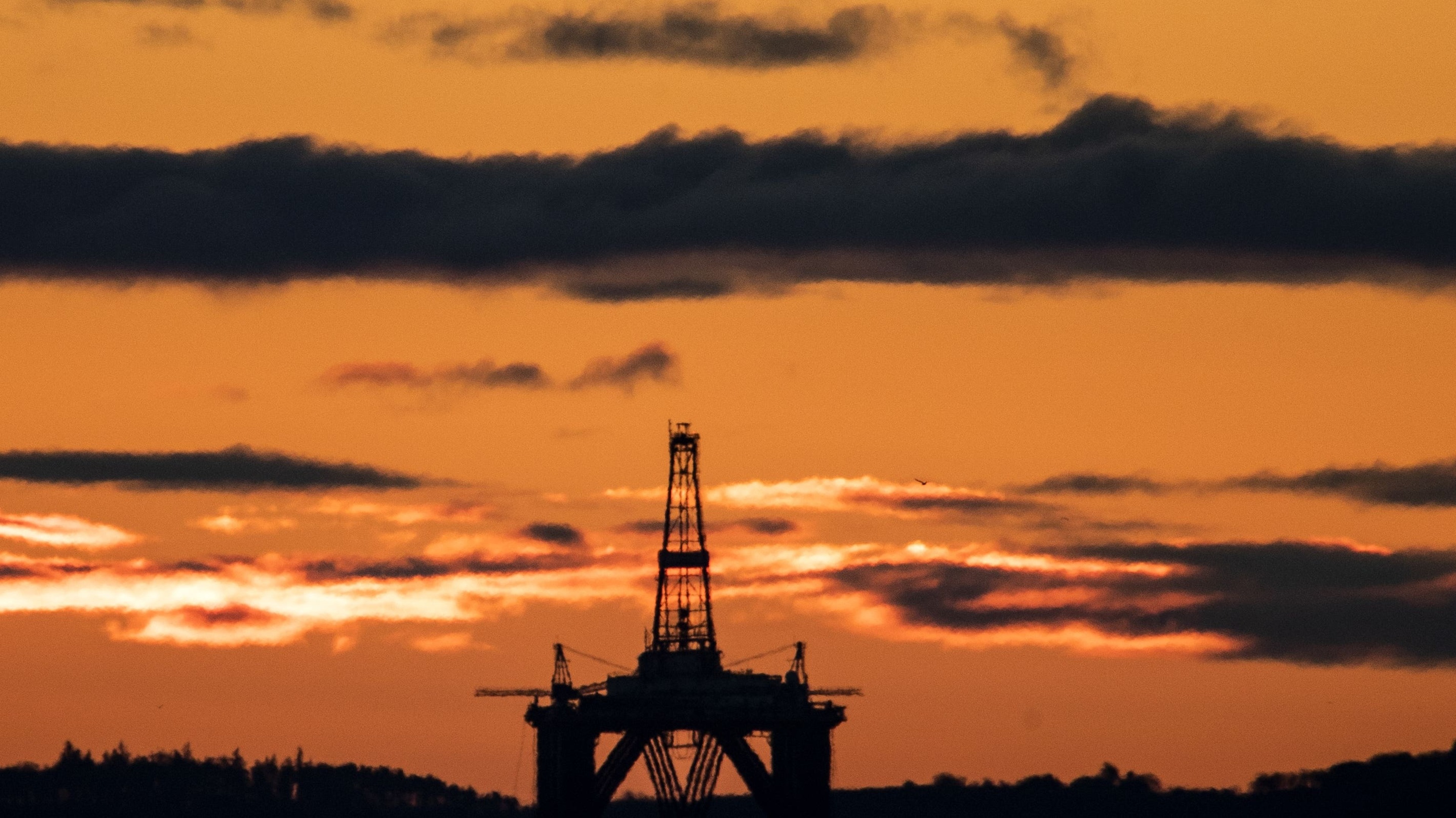 Cost of crude oil races higher as Donald Trump pledges to block Iranian ports