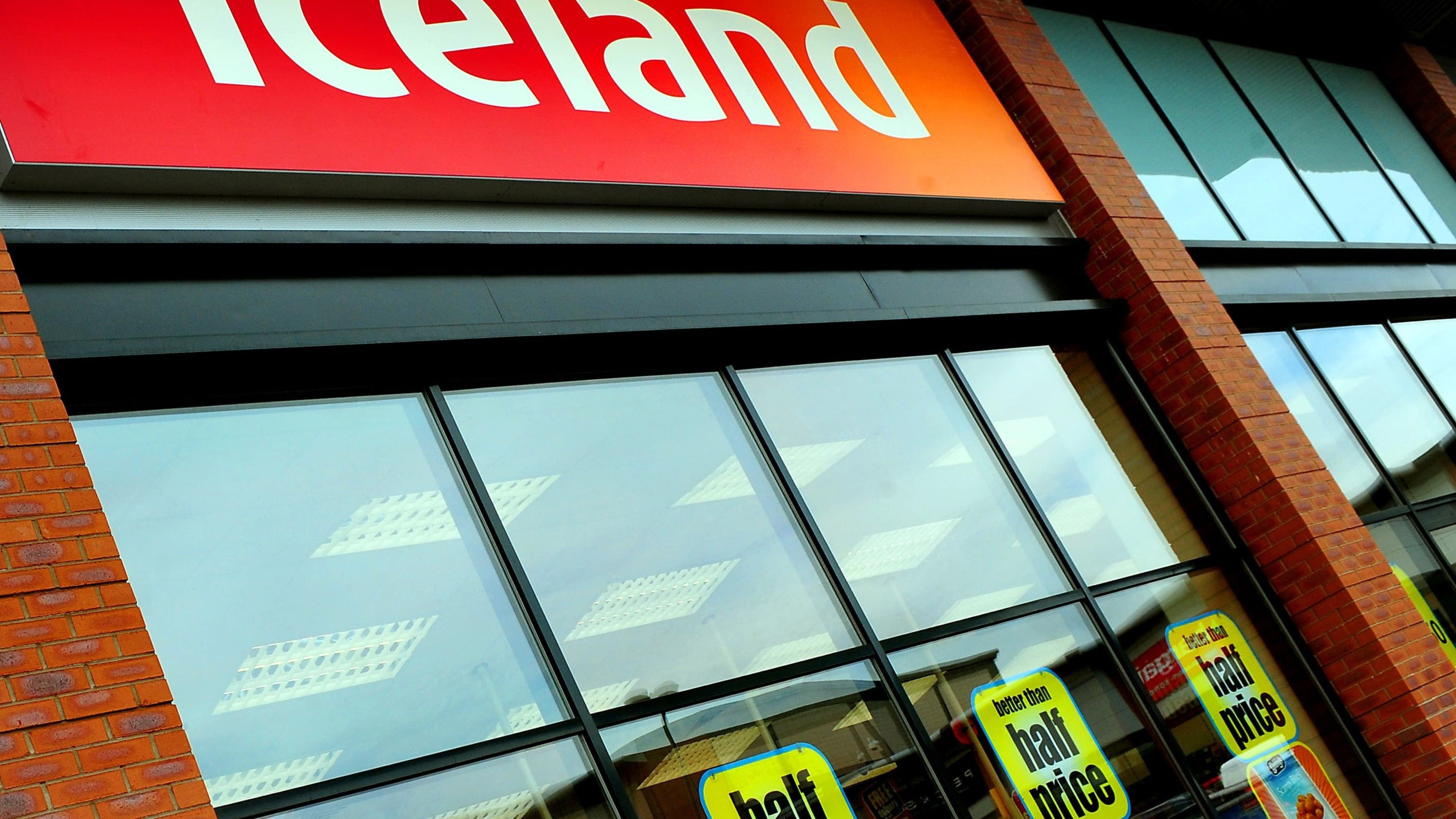 Iceland boss backs British interests with new Falklands store opening