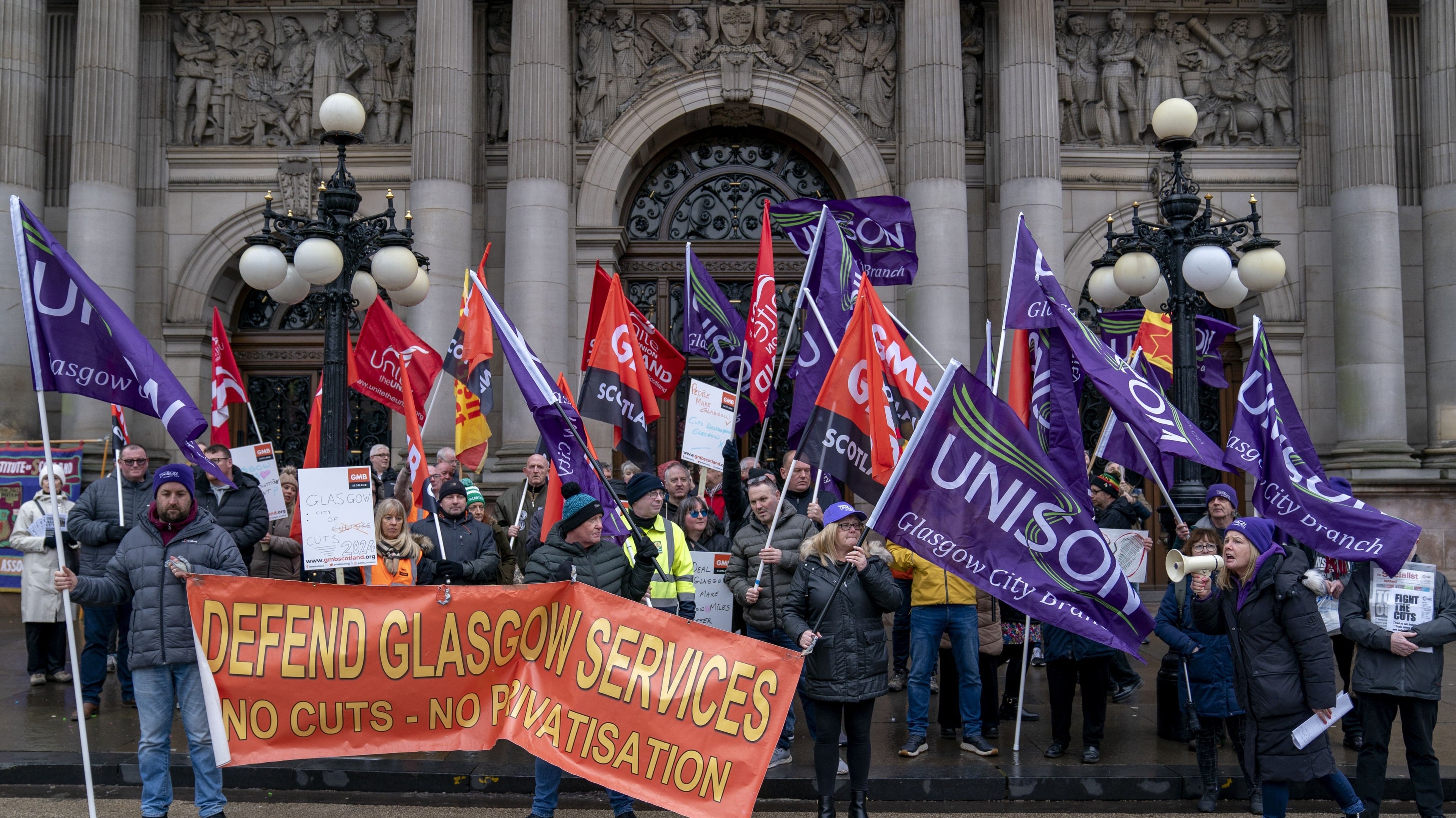 Glasgow council leaders react to plan affecting 23,000 workers
