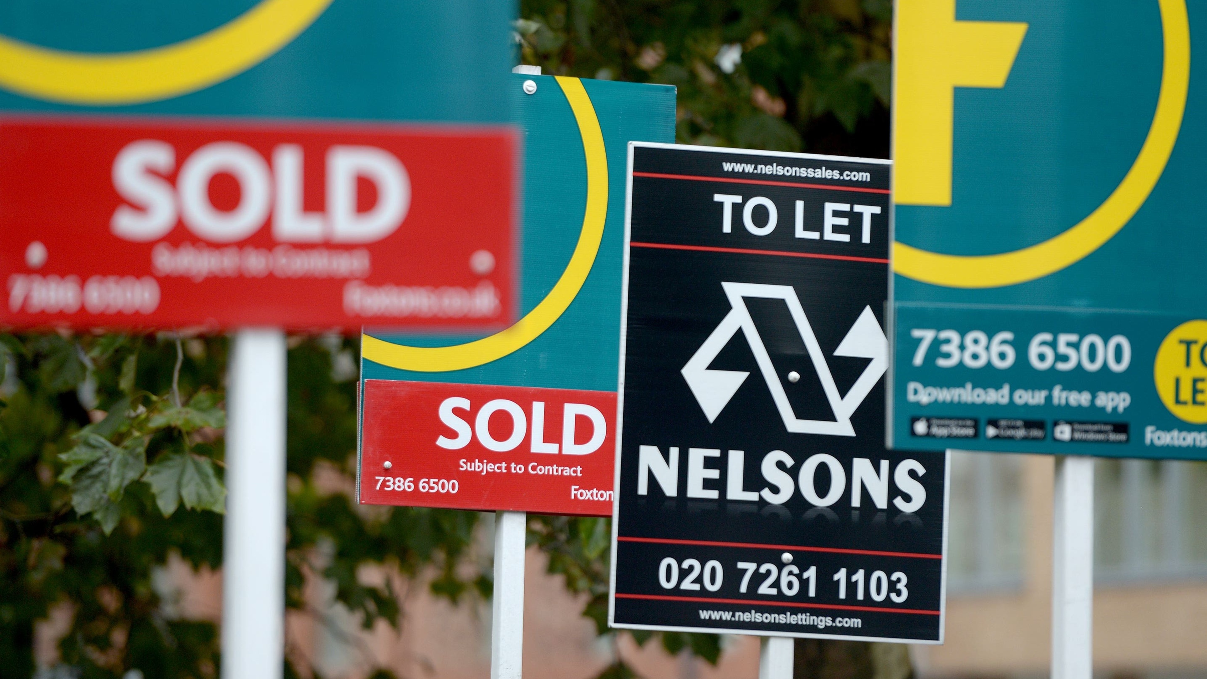 UK home sales plunged by 41% annually in March – HMRC figures
