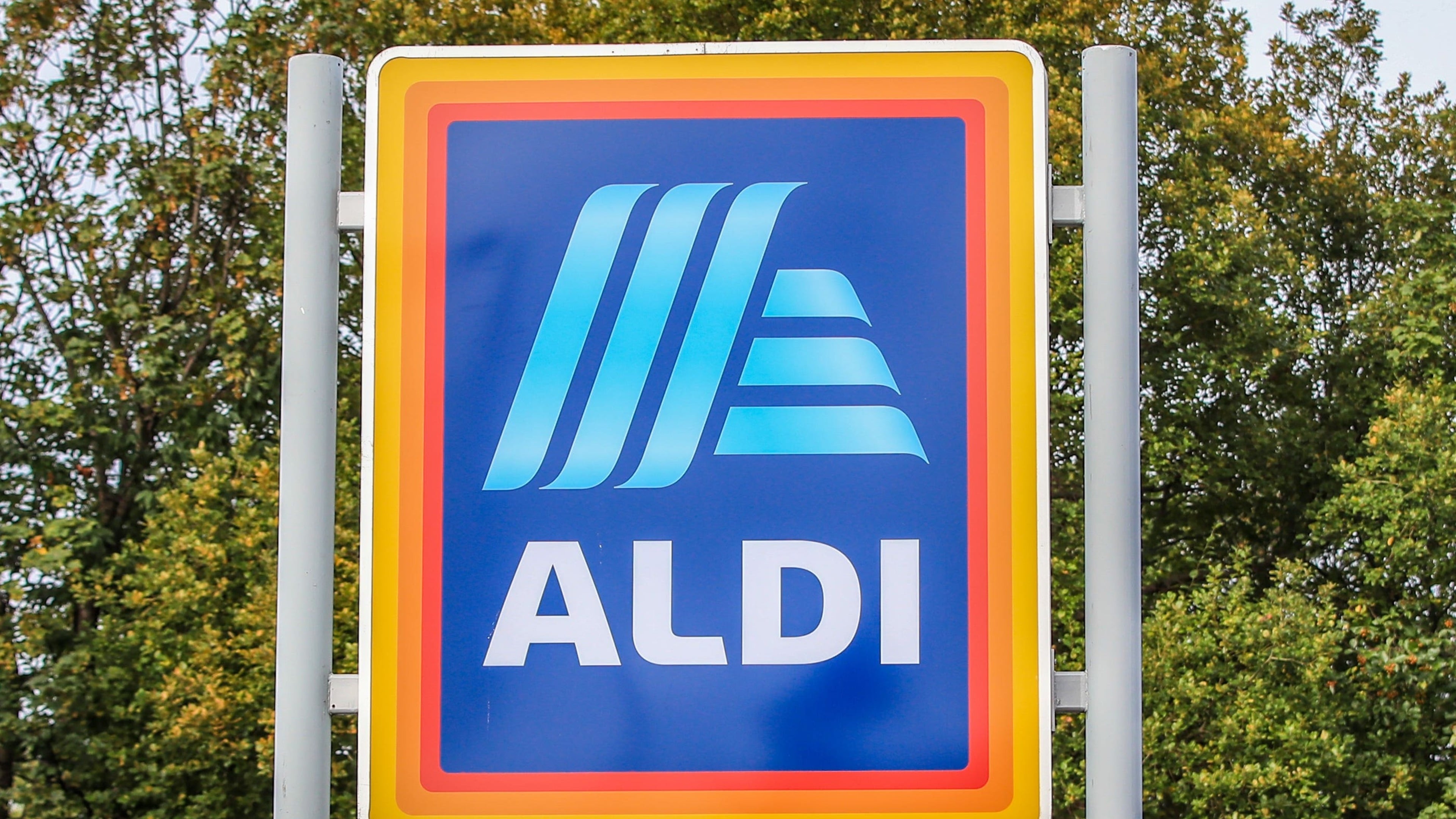 CMA to designate Aldi and Lidl as large grocery retailers under competition rules