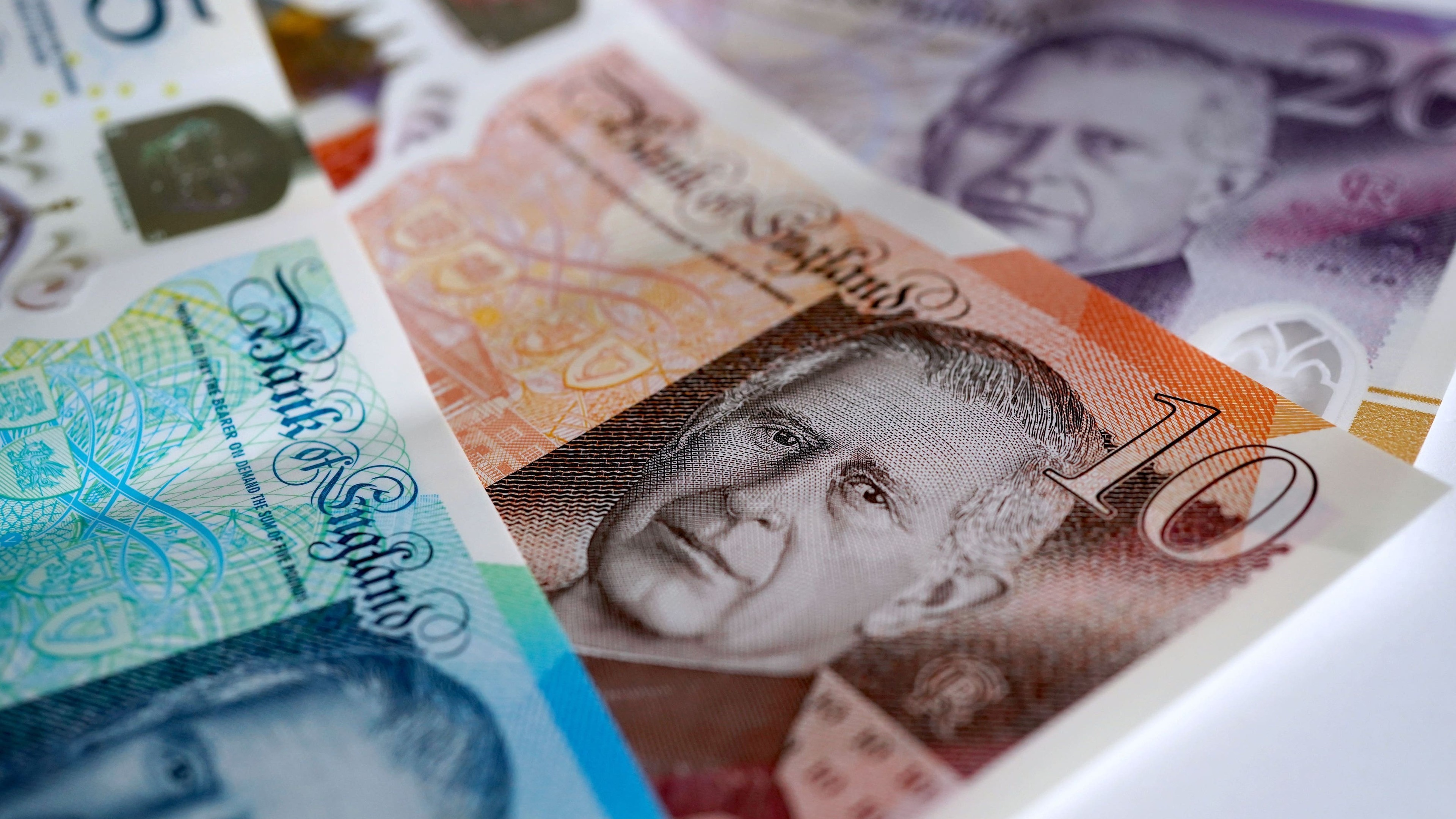 Entrepreneurs use pension top-ups to avoid future pension shortfalls, report says