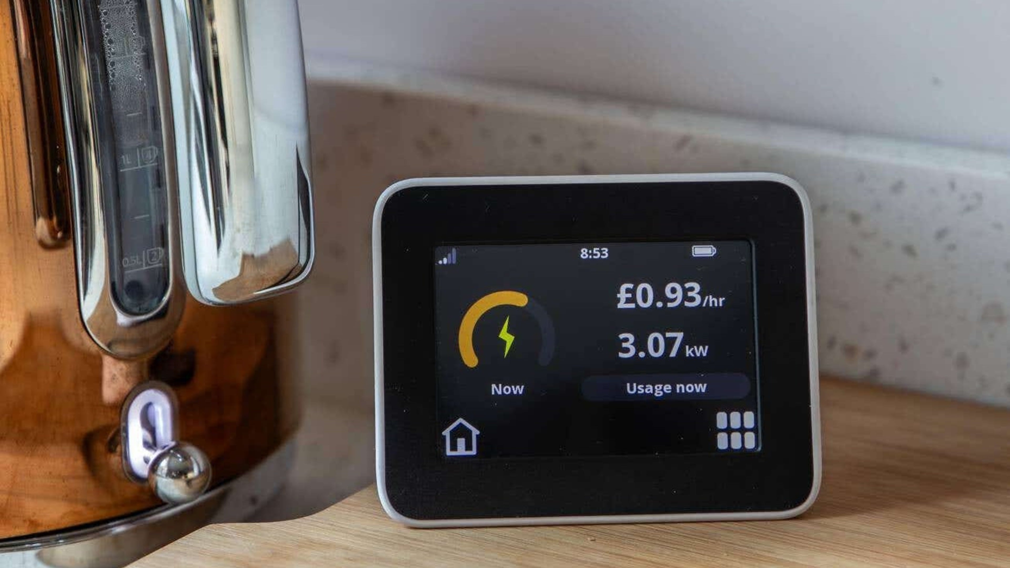 Ofgem energy price cap rises 4% from October 1, affecting household bills