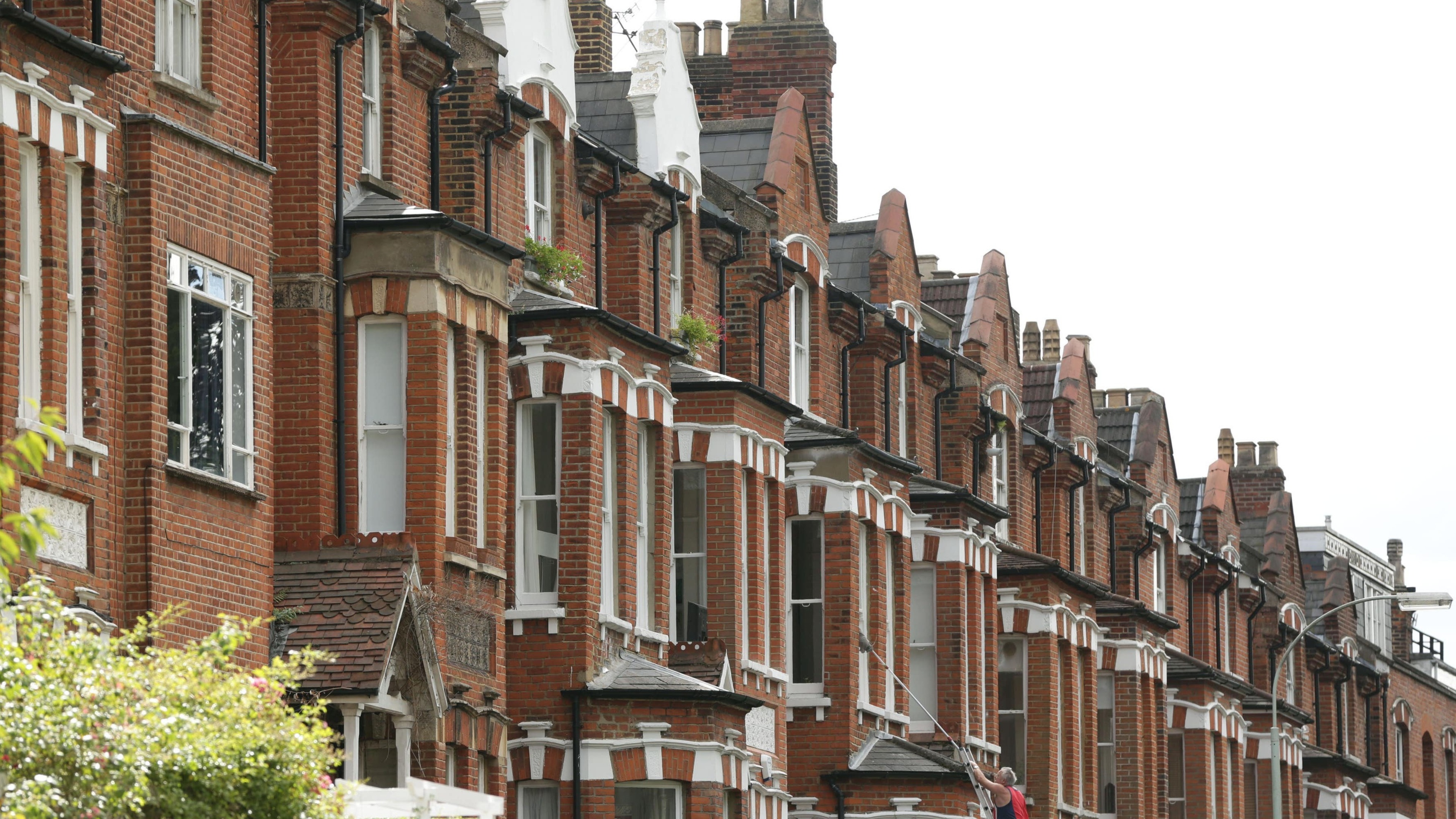 ‘Surprising’ momentum for housing market in April as prices jump to record high