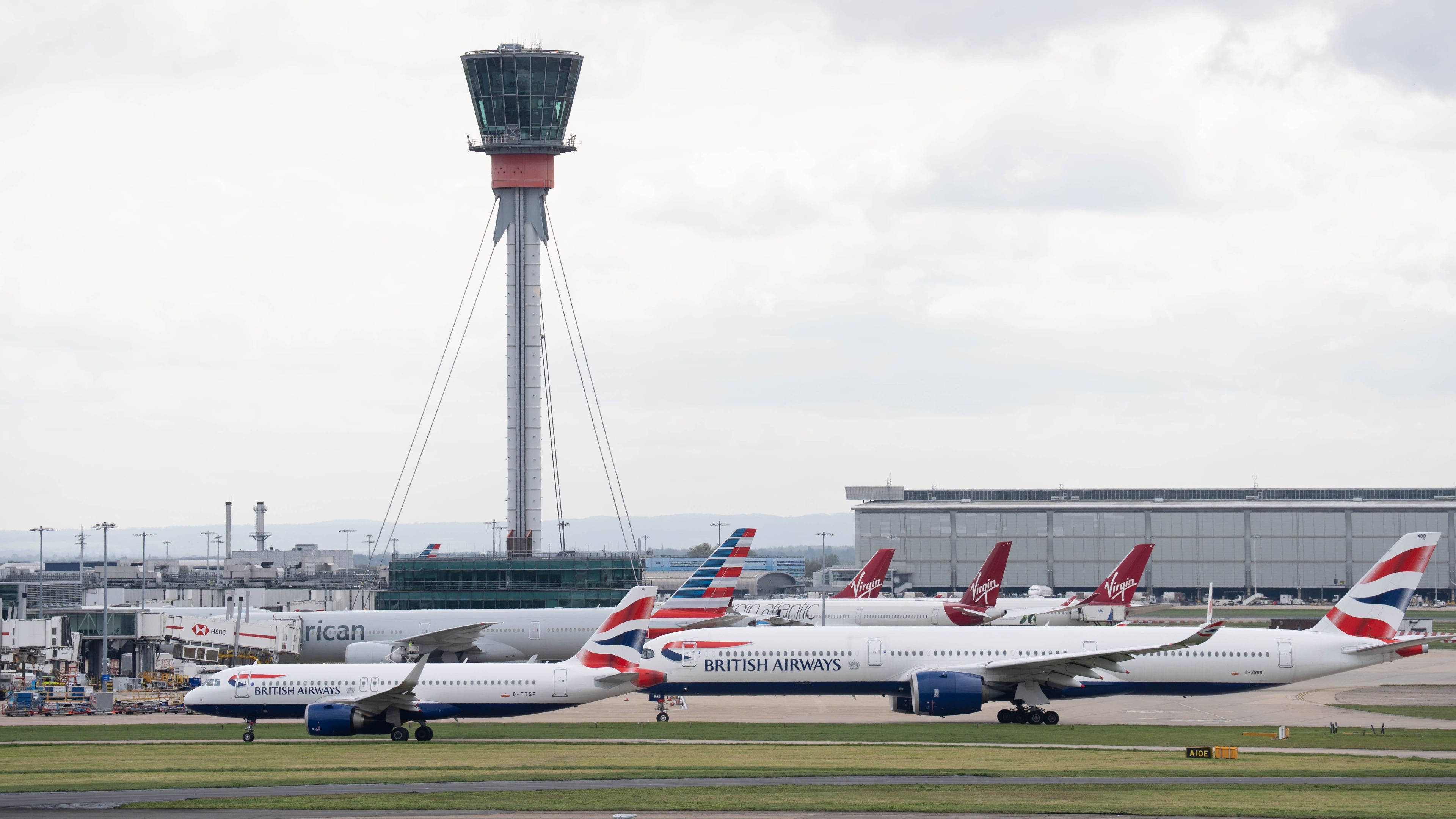 Heathrow passenger numbers fall in May despite record day