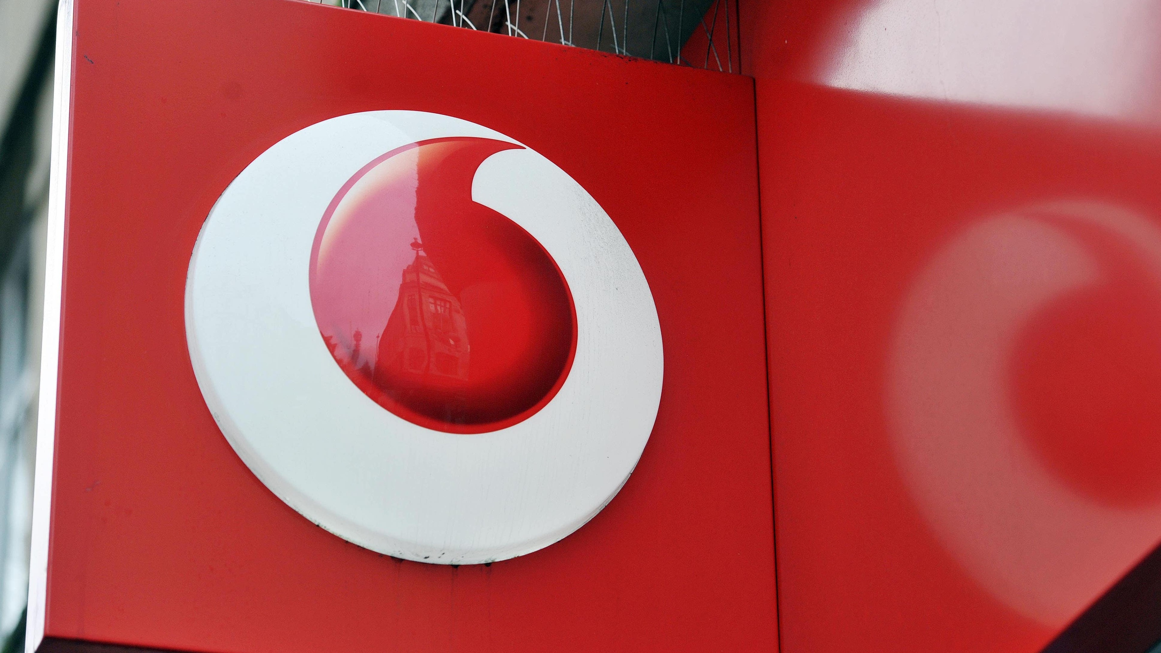 Vodafone predicts further earnings growth over year ahead in ‘new chapter’