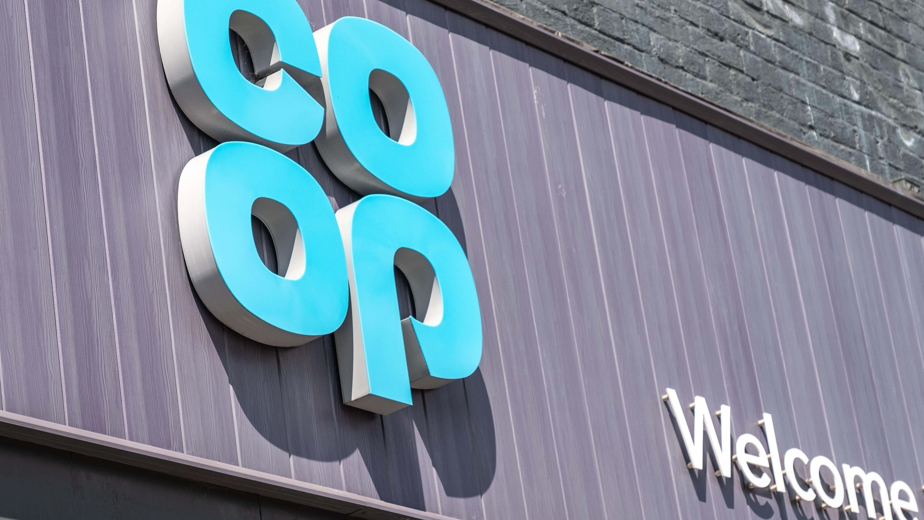 Co-op Group chairwoman Debbie White to step down