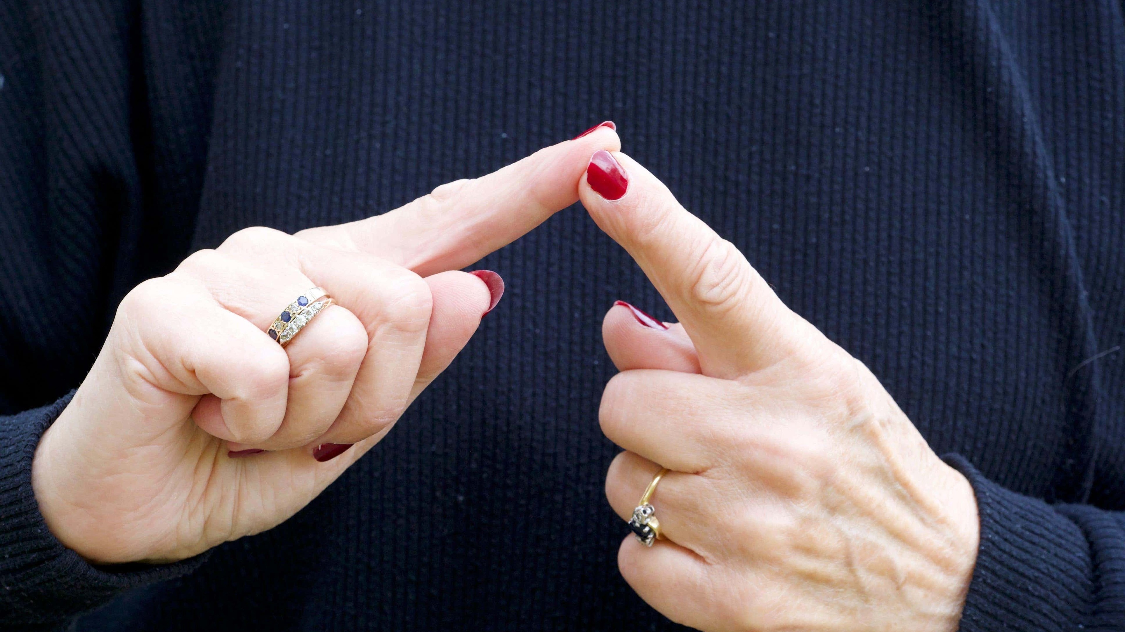 HSBC UK will offer British Sign Language training for beginners to its employees