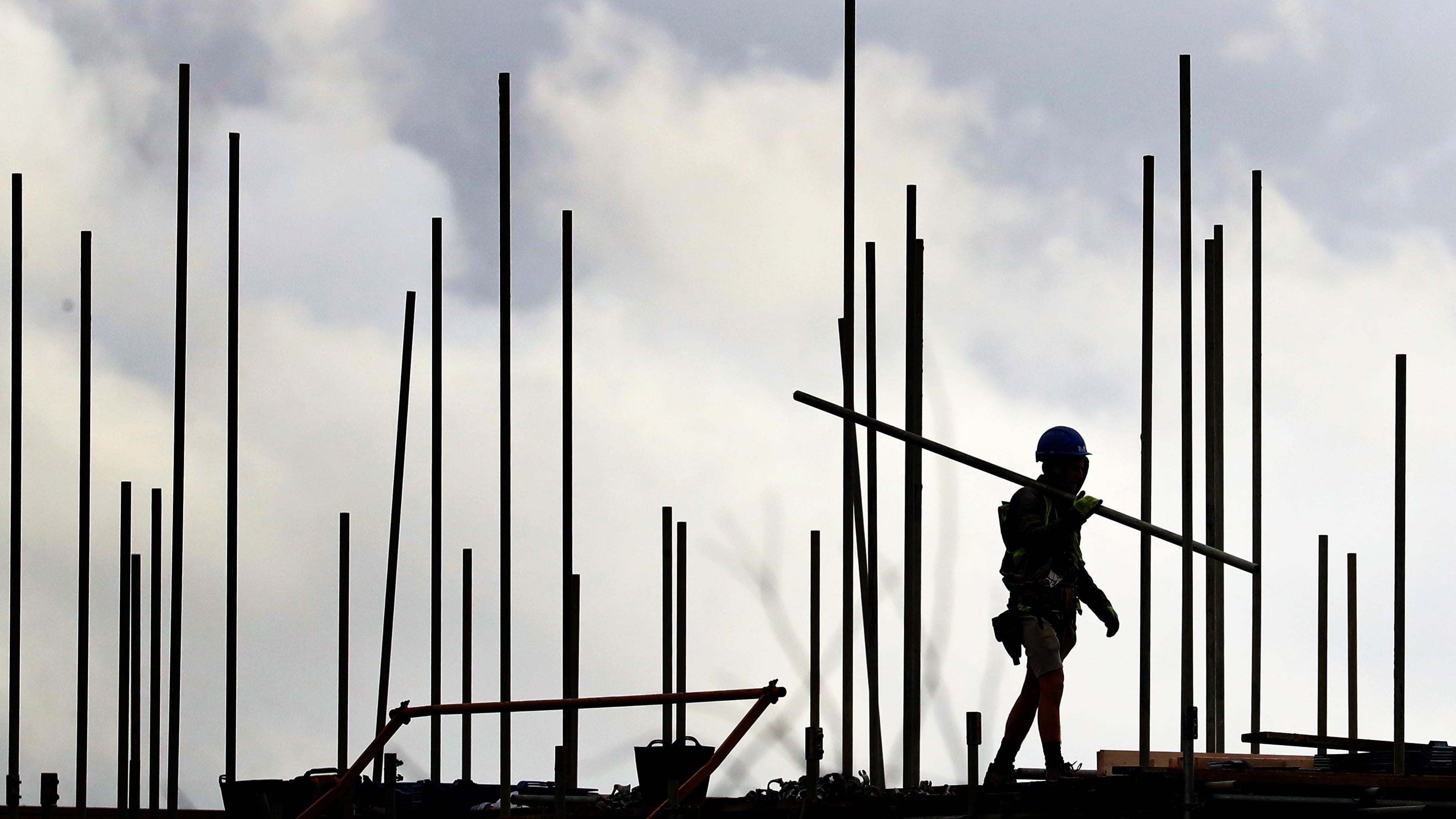 ‘Critical point’ for housing industry as fall in new home registrations recorded