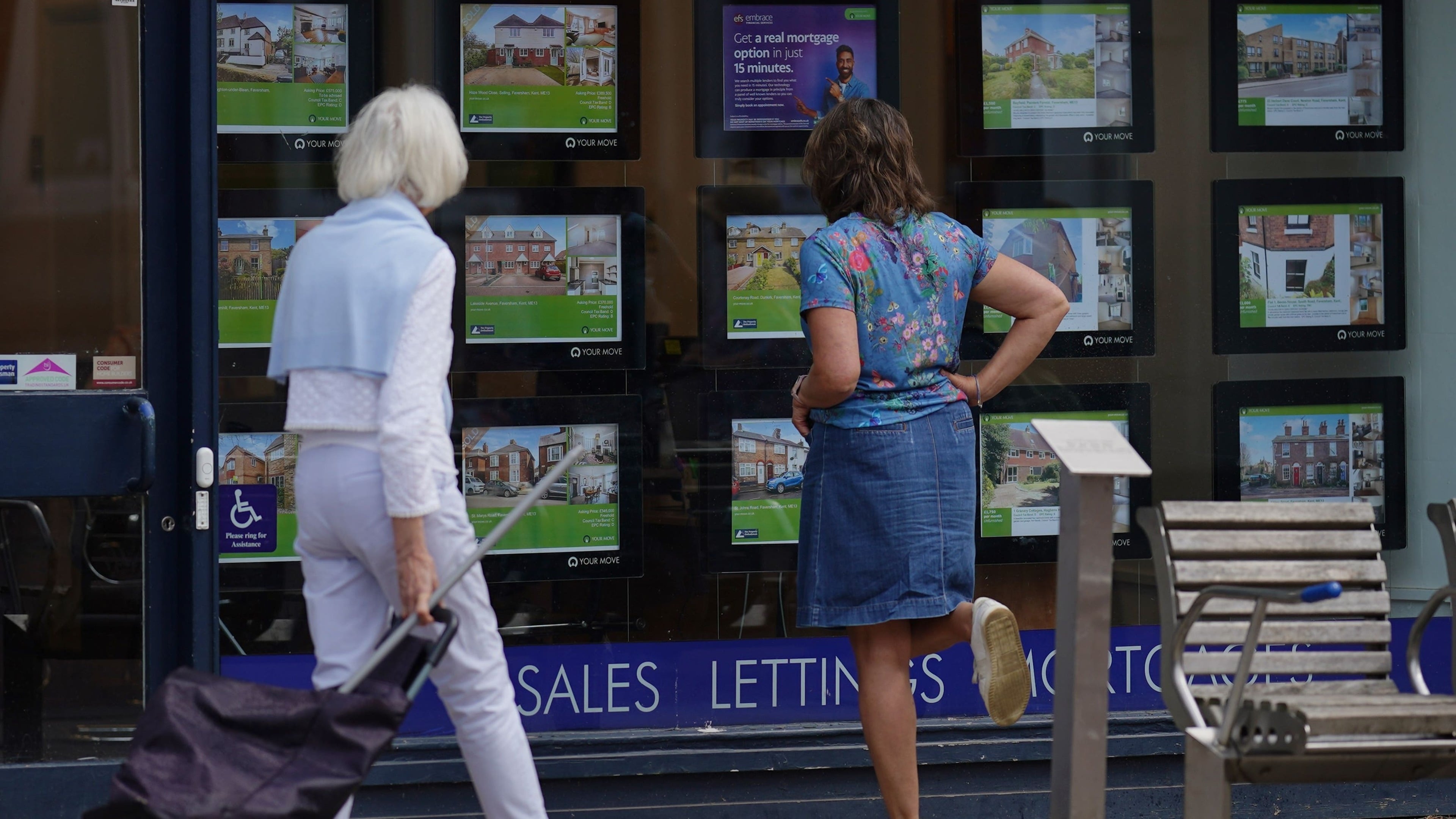 UK house sales are flat in July as market shows signs of resilience