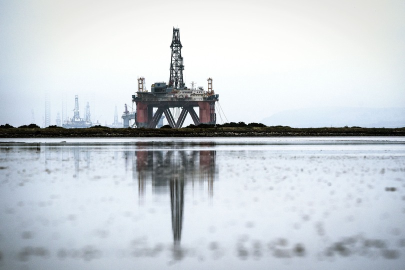 Oil prices return to 100 dollars a barrel as hopes of Iran peace talks ...
