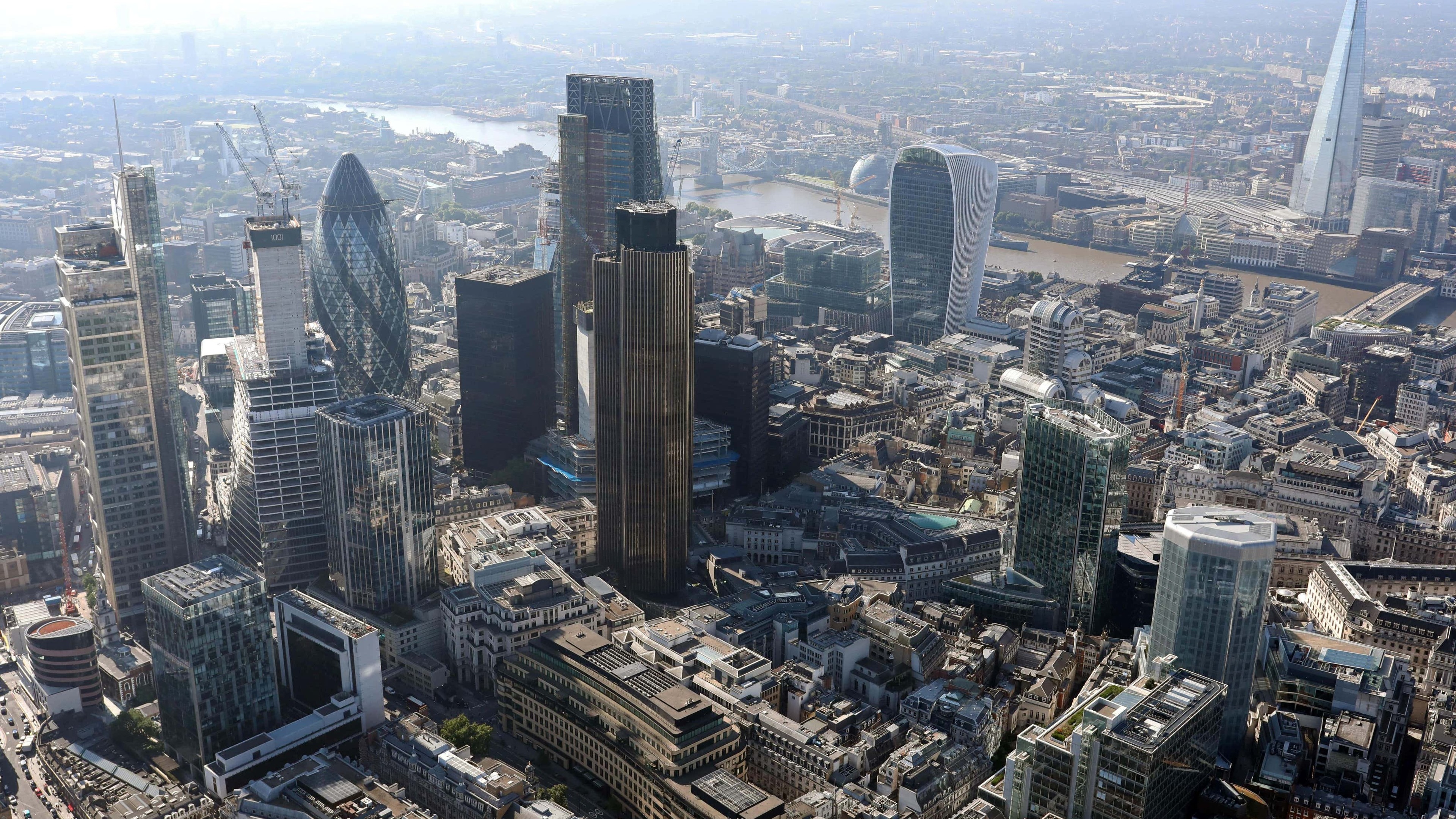 UK borrowing costs hit 28-year-high as City braces for Burnham challenge