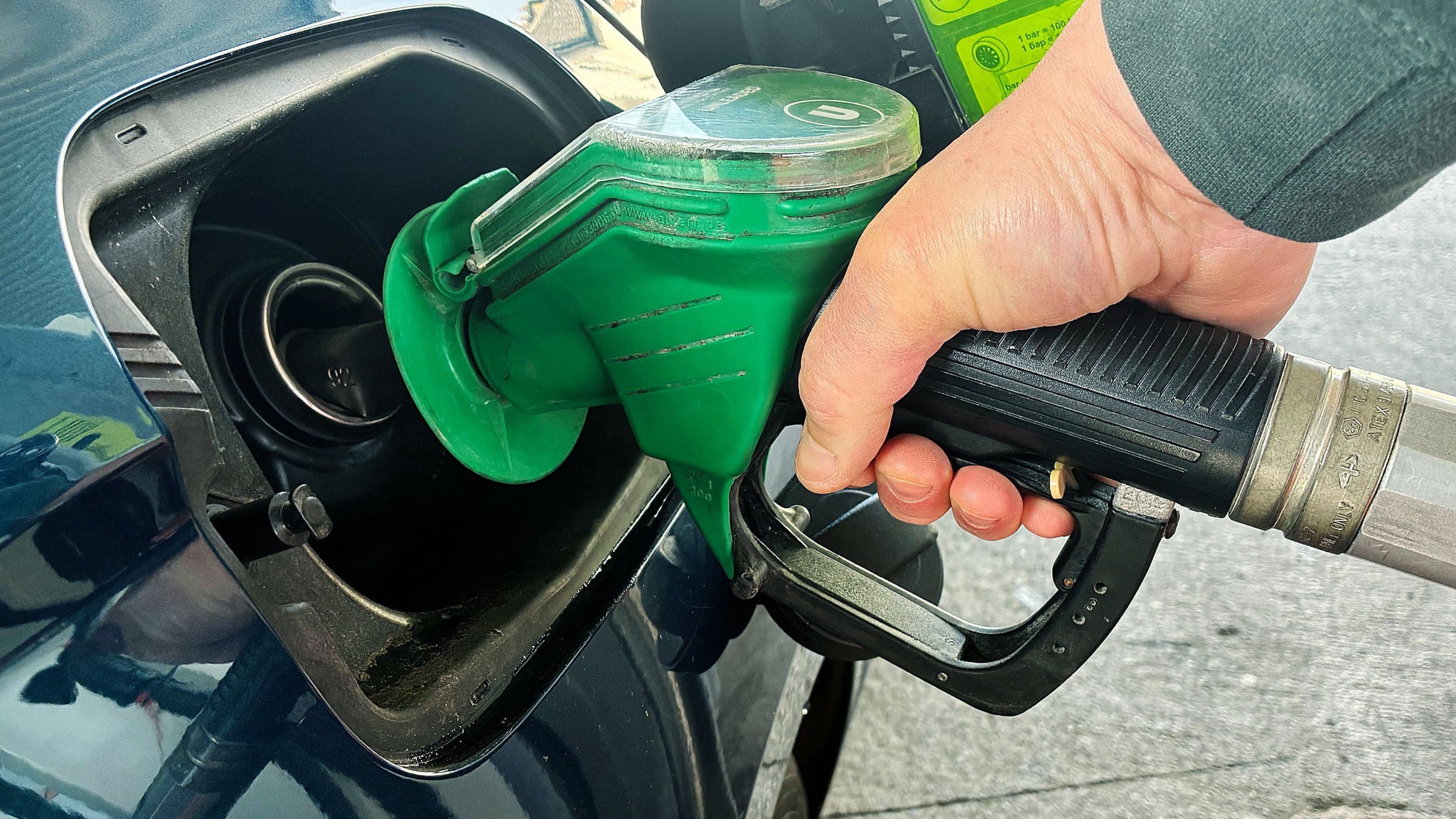 Oil prices race to highest level since 2022 over fears of Iran war escalation