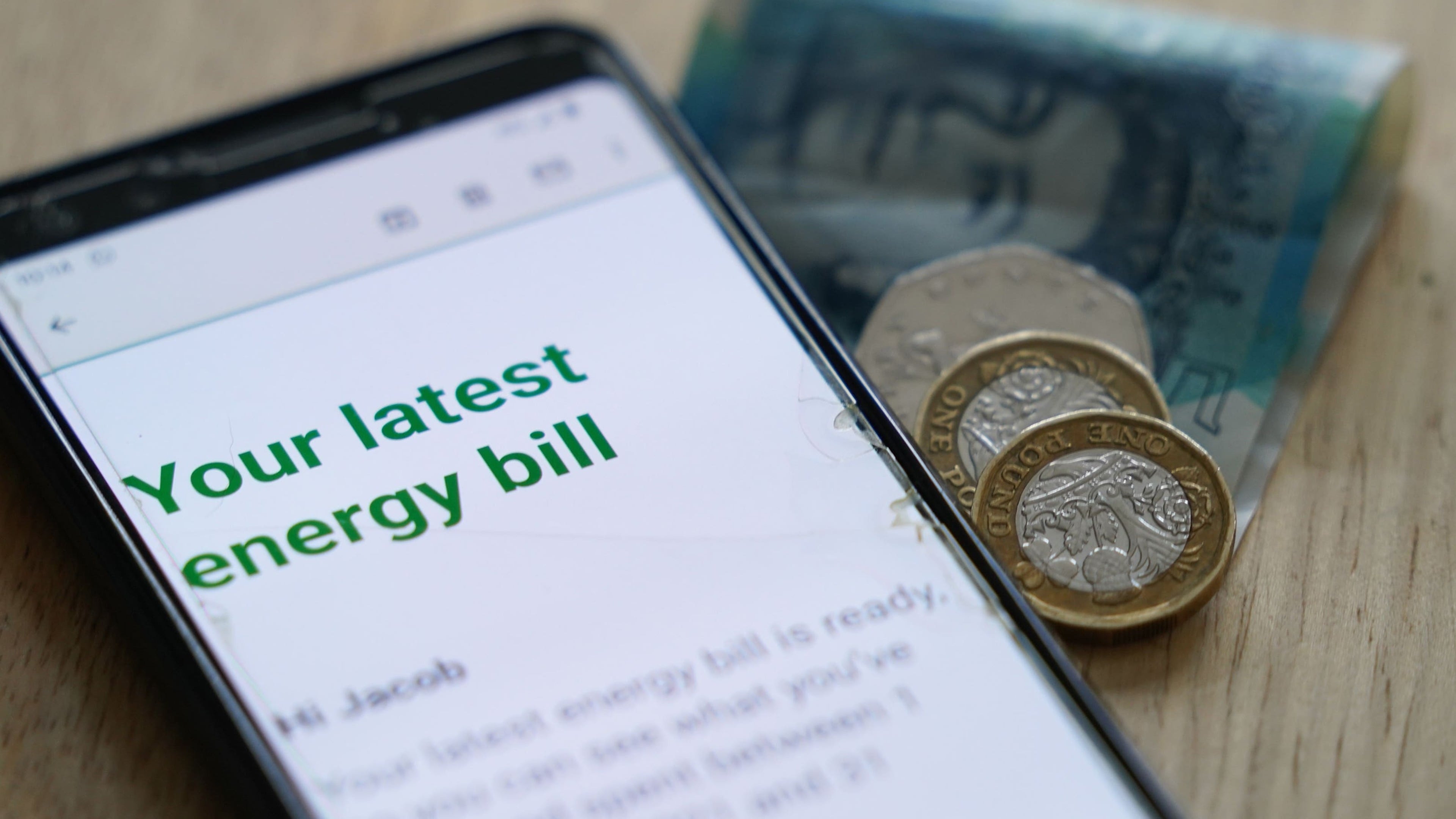 UK energy price cap rises 4% as warnings grow of larger New Year increase