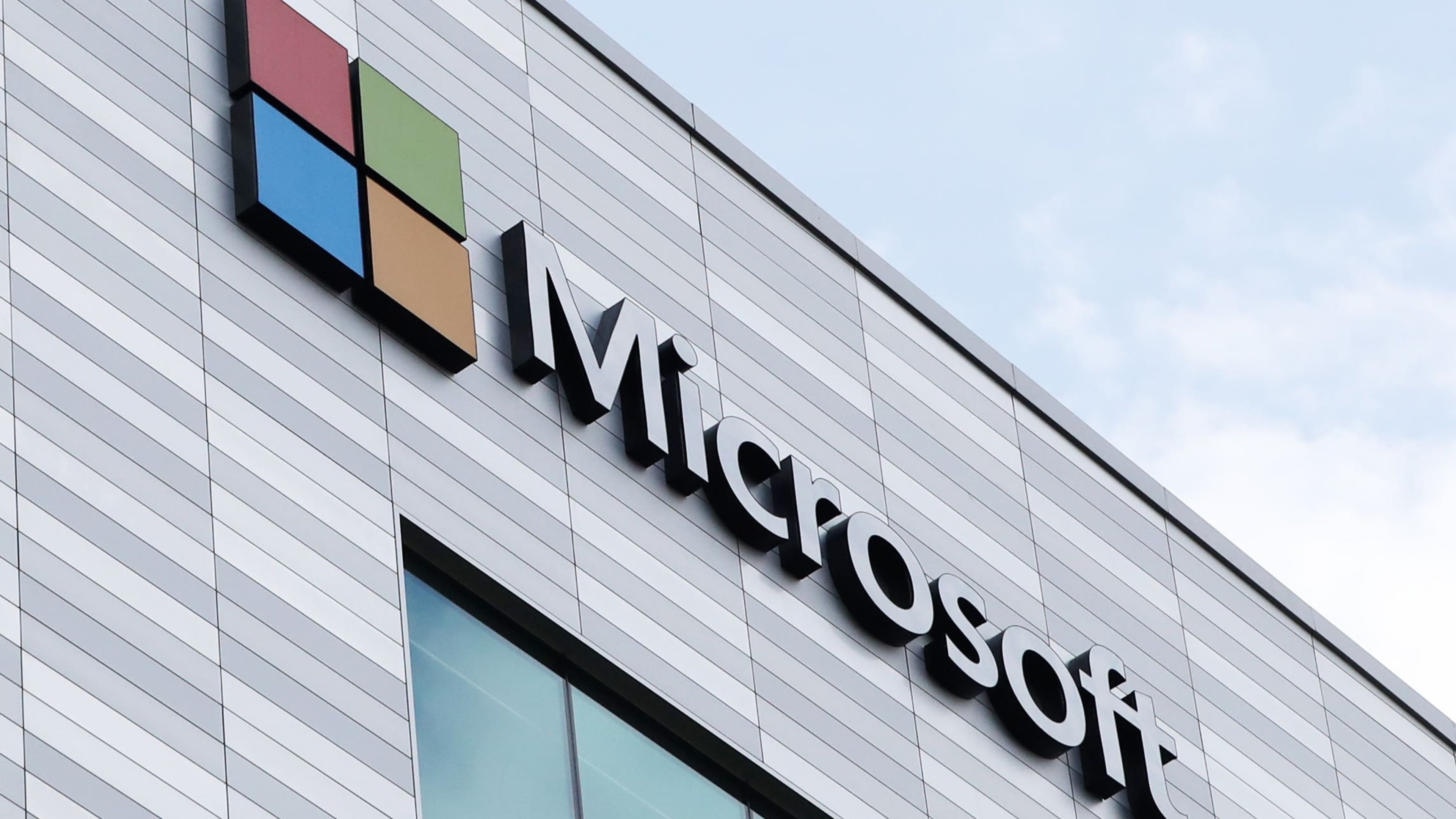 UK watchdog investigates whether Microsoft misled customers over Microsoft 365 subscription costs