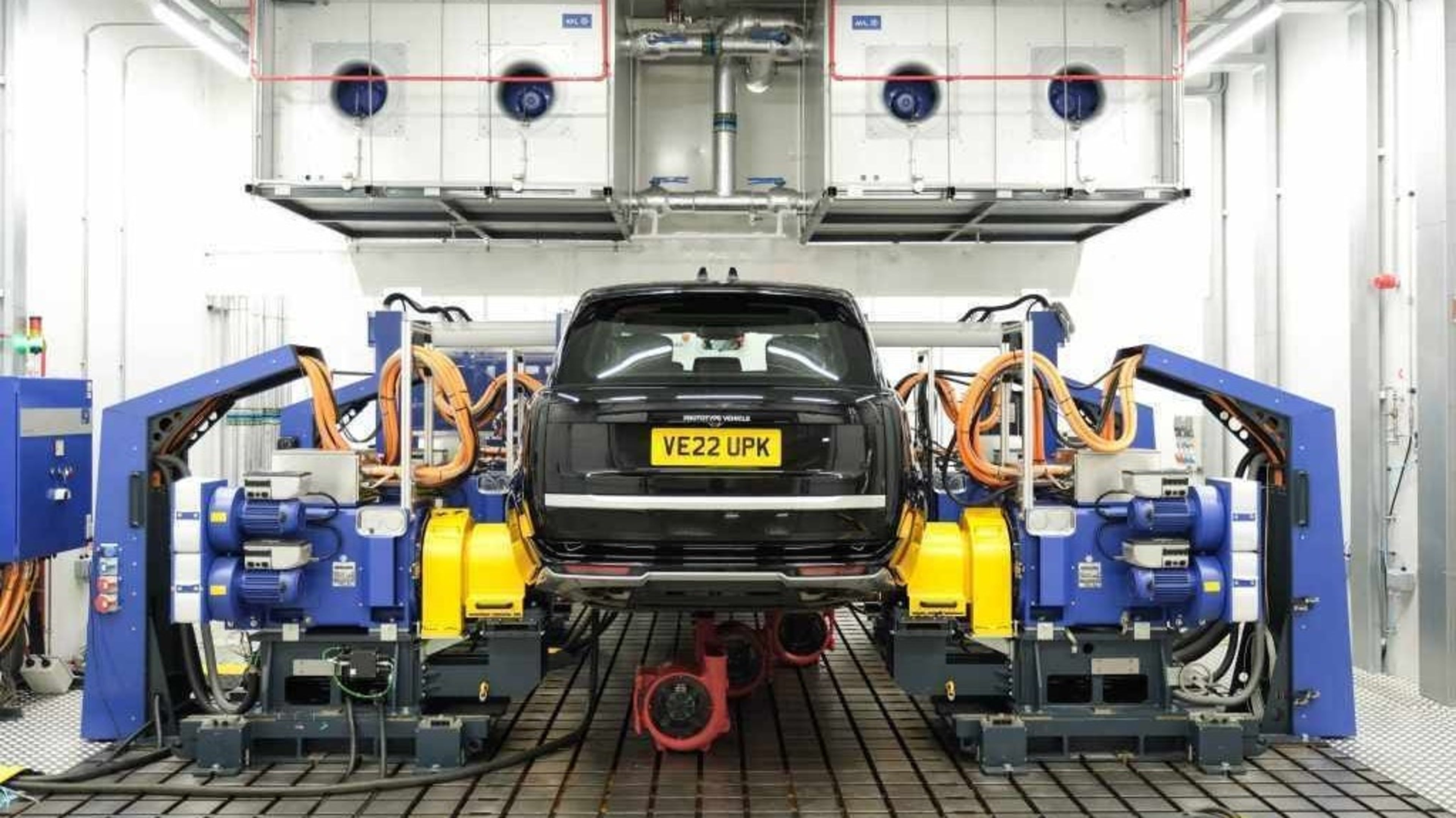 UK private-sector activity slows to three-month low in September survey