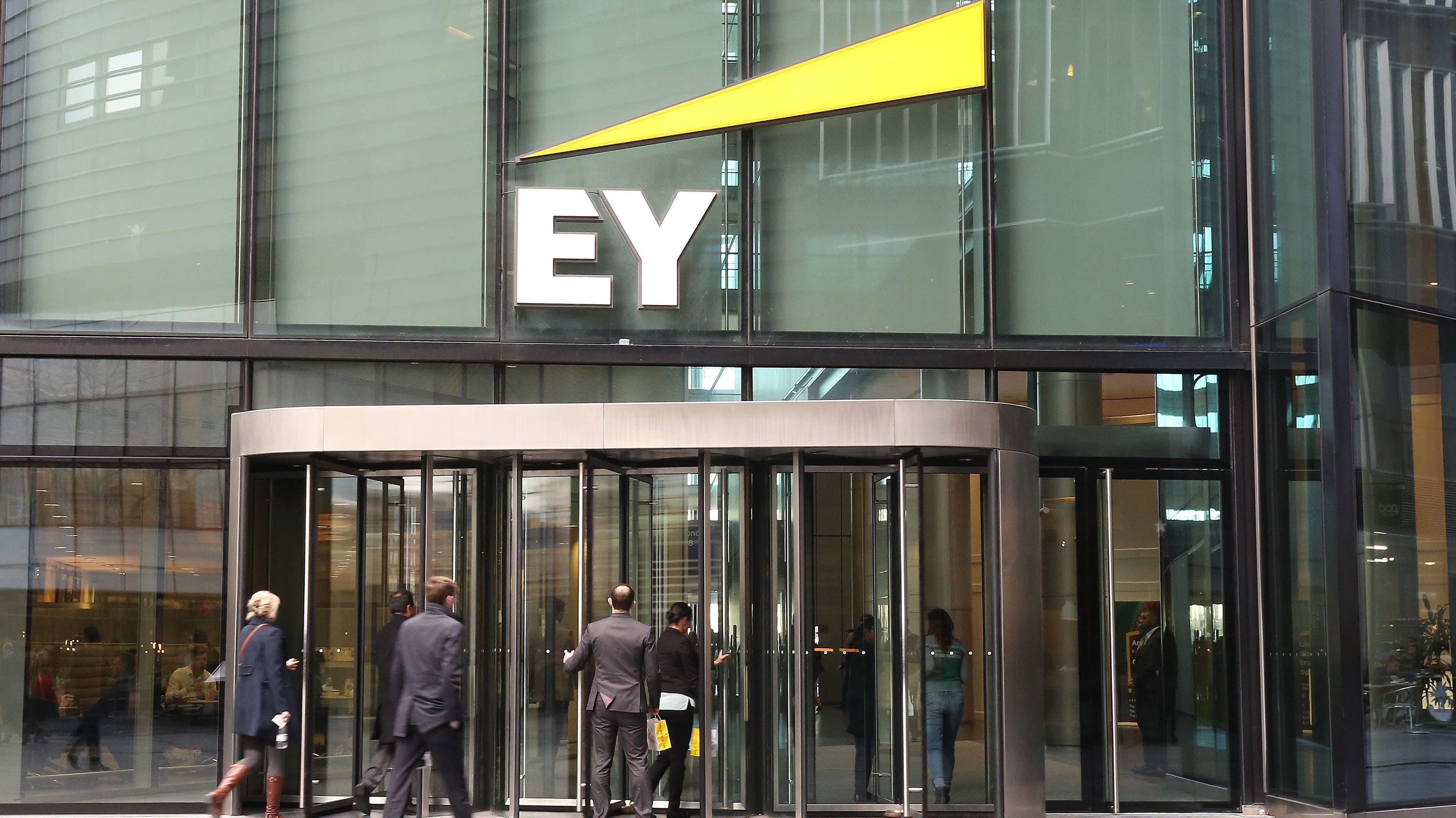 EY and partner fined £1.2m over Made.com audit failures