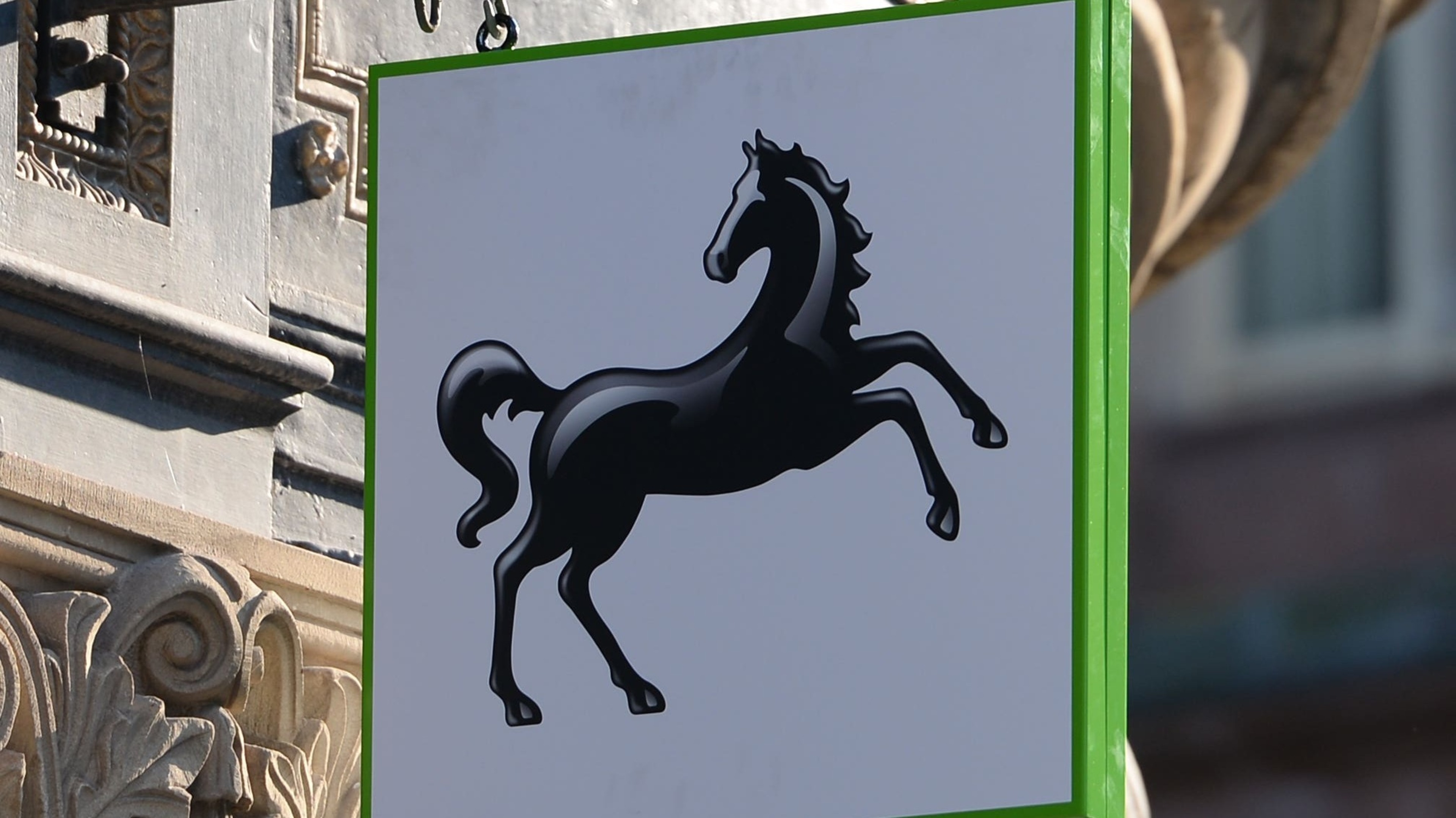 Lloyds earnings jump by a third but UK economic outlook worsens