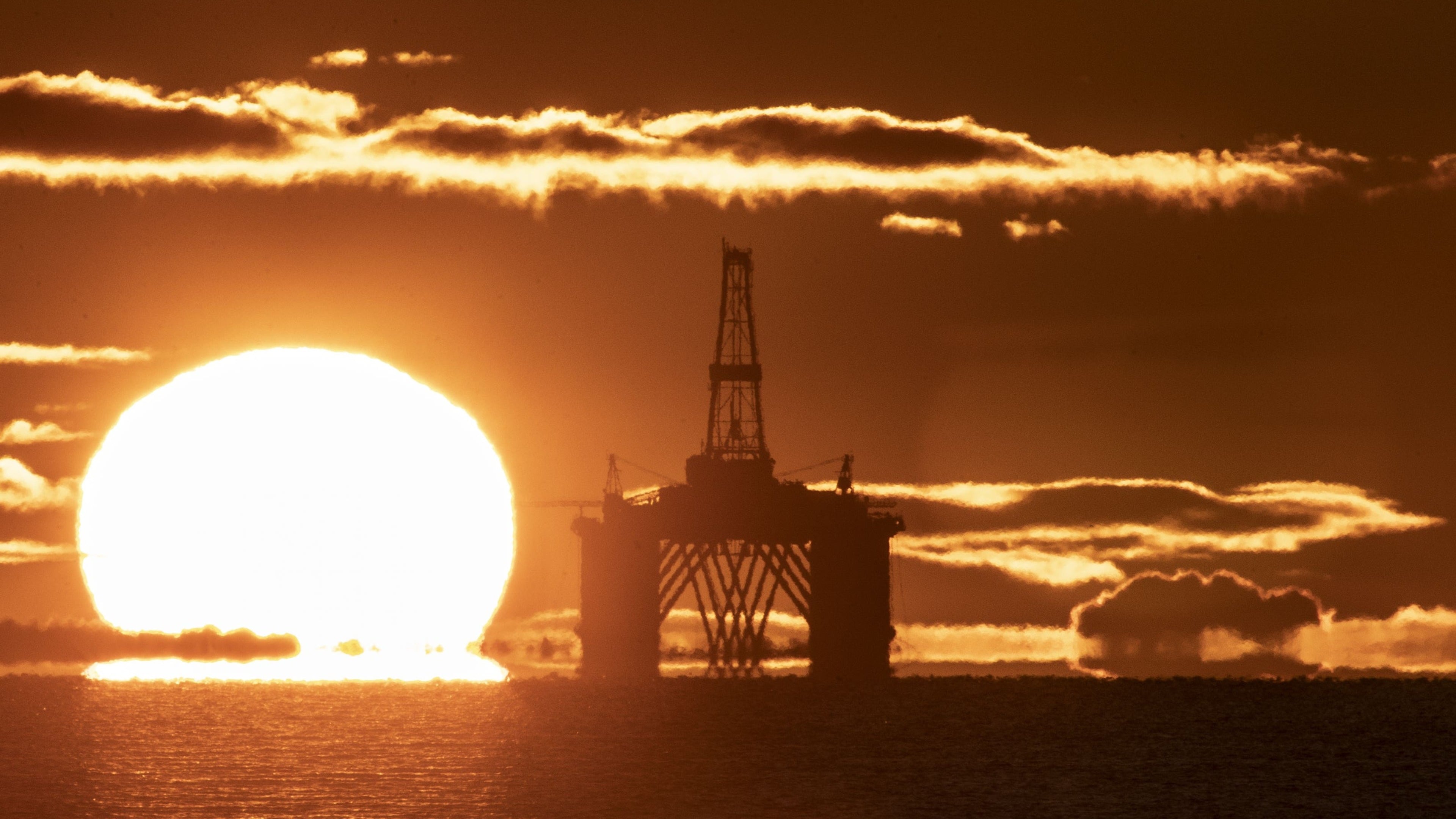 Report says UK oil and gas sector has long-term future with government support