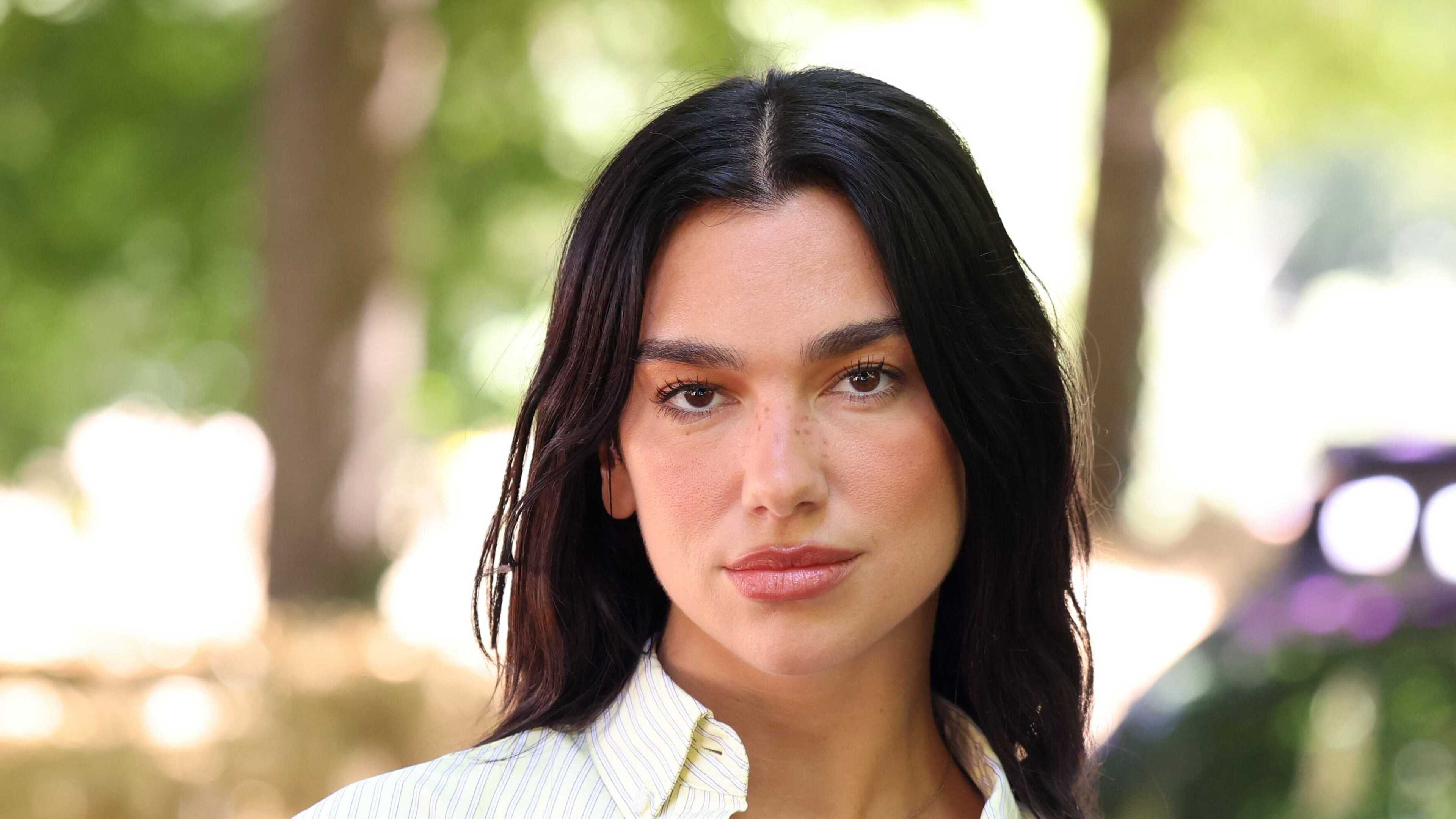 Samsung denies intentional misuse allegations over Dua Lipa photo use