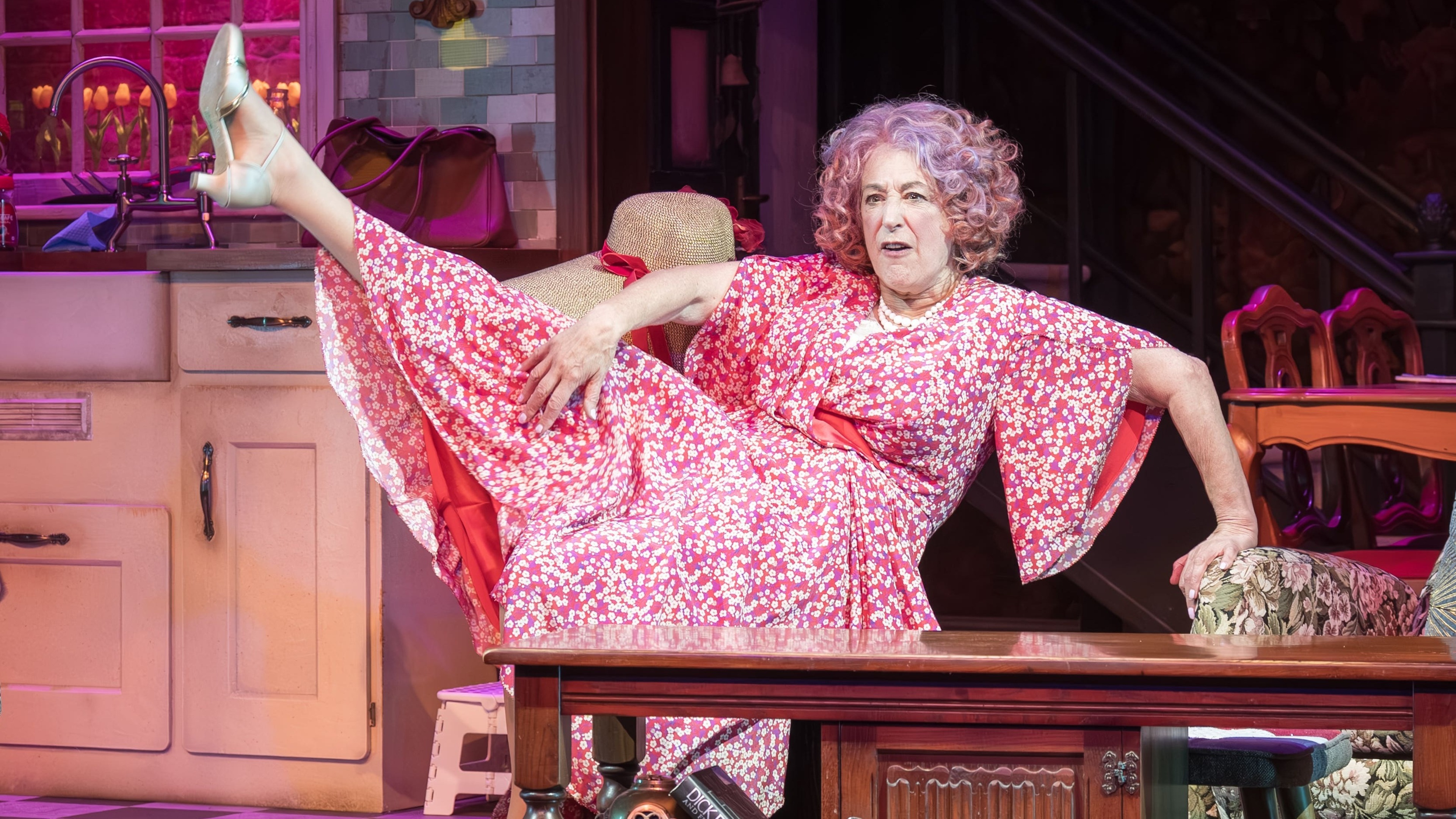 Dame Maureen Lipman to return to West End stage as star of Allegra