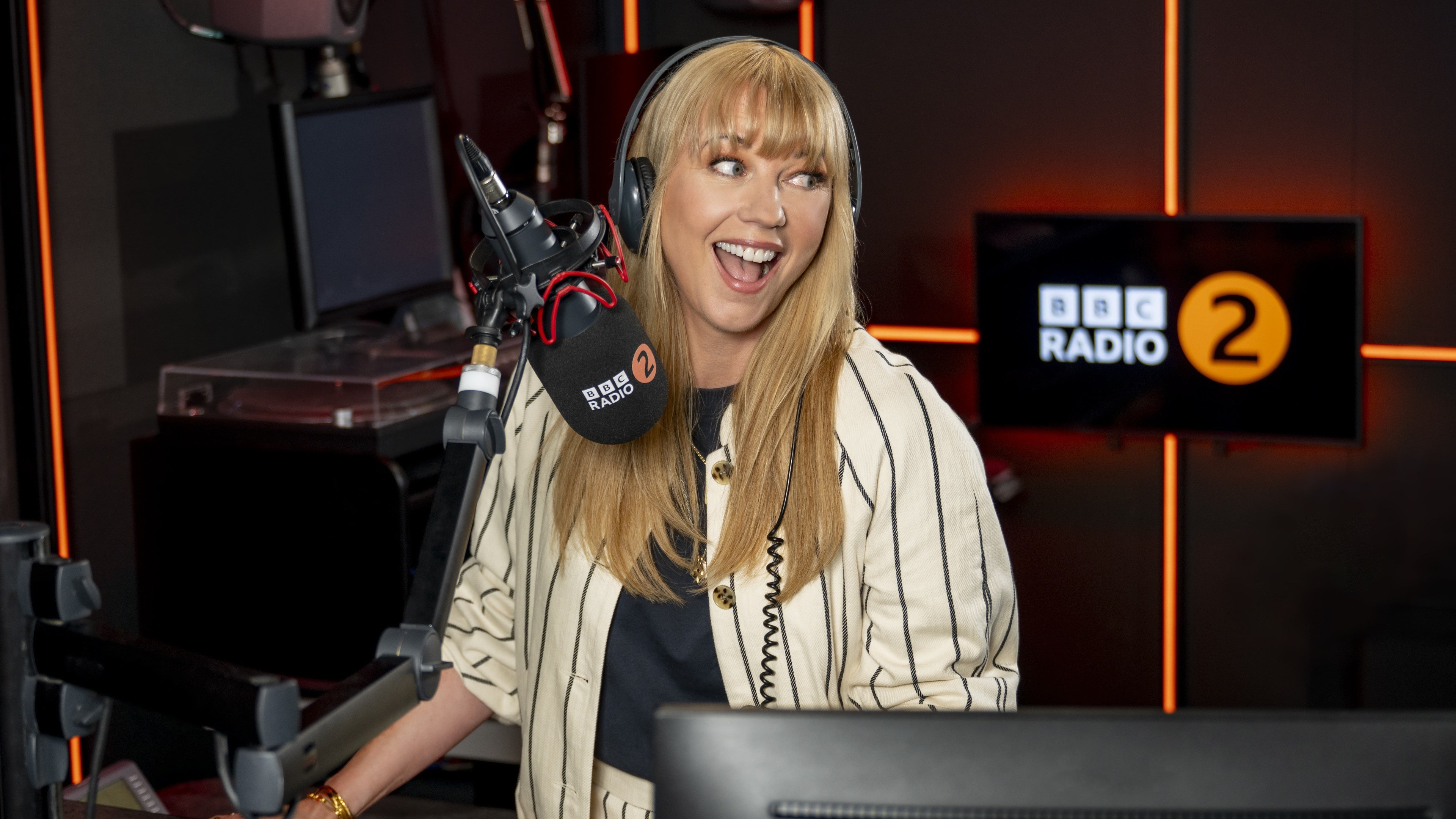 Sara Cox steps into new role on UK’s biggest breakfast show: ‘Show me some love’