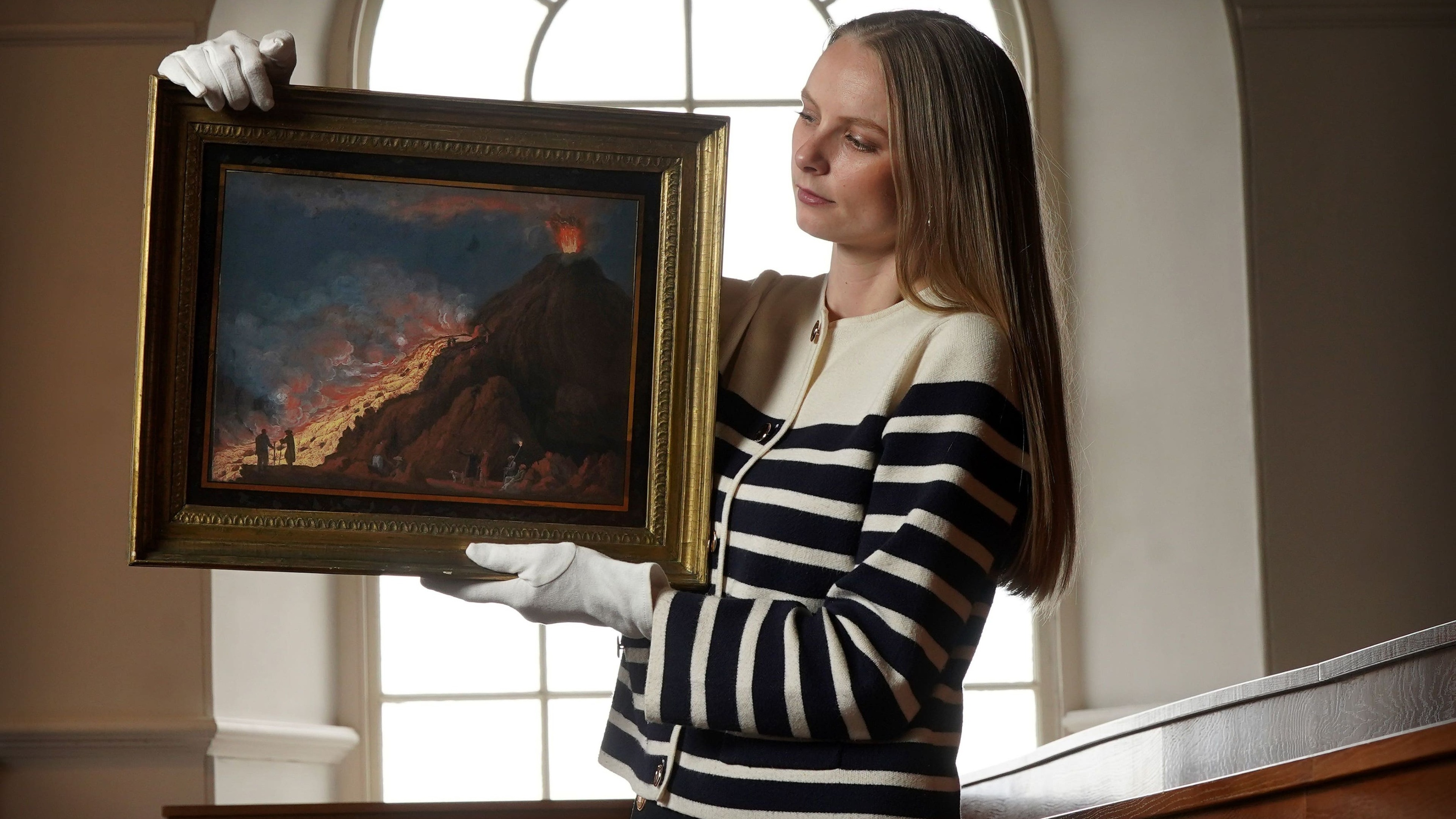 Image of Vesuvius erupting by painter said to have witnessed it fetches £25,000