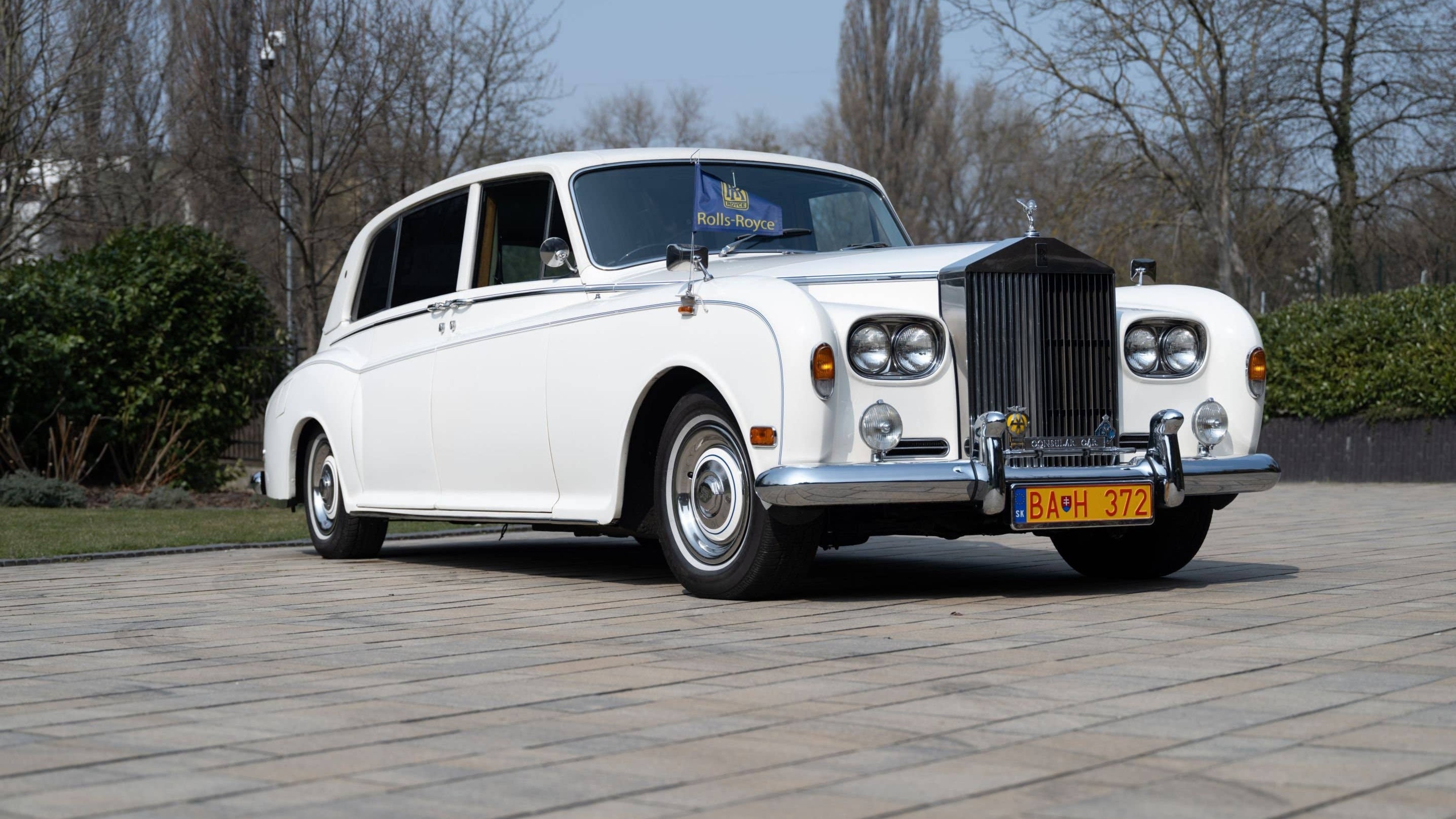 Rare Rolls-Royce once owned by Engelbert Humperdinck to be auctioned