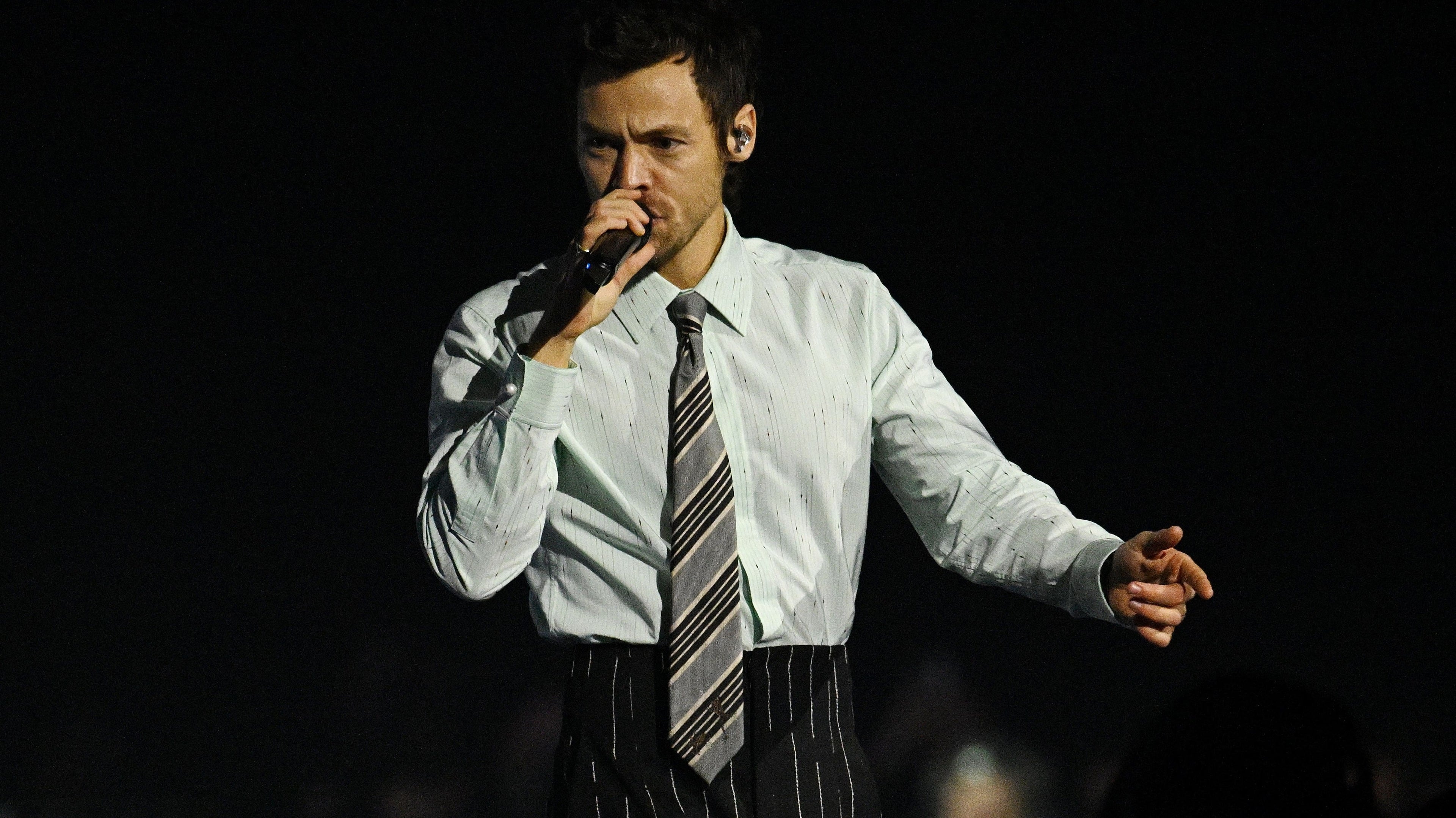 Industry bosses urge the Treasury to refund VAT on £1 gig ticket contributions