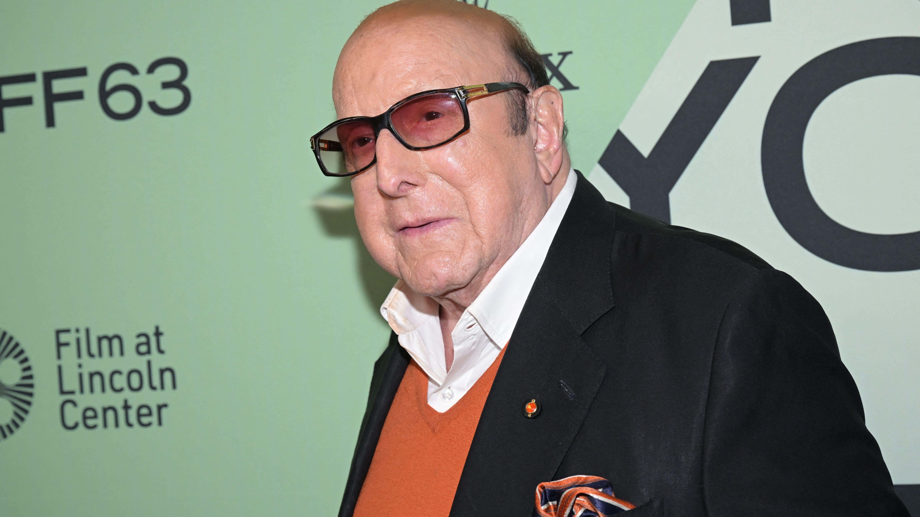Billy Joel, Bruce Springsteen and Patti Smith pay tribute to Clive Davis