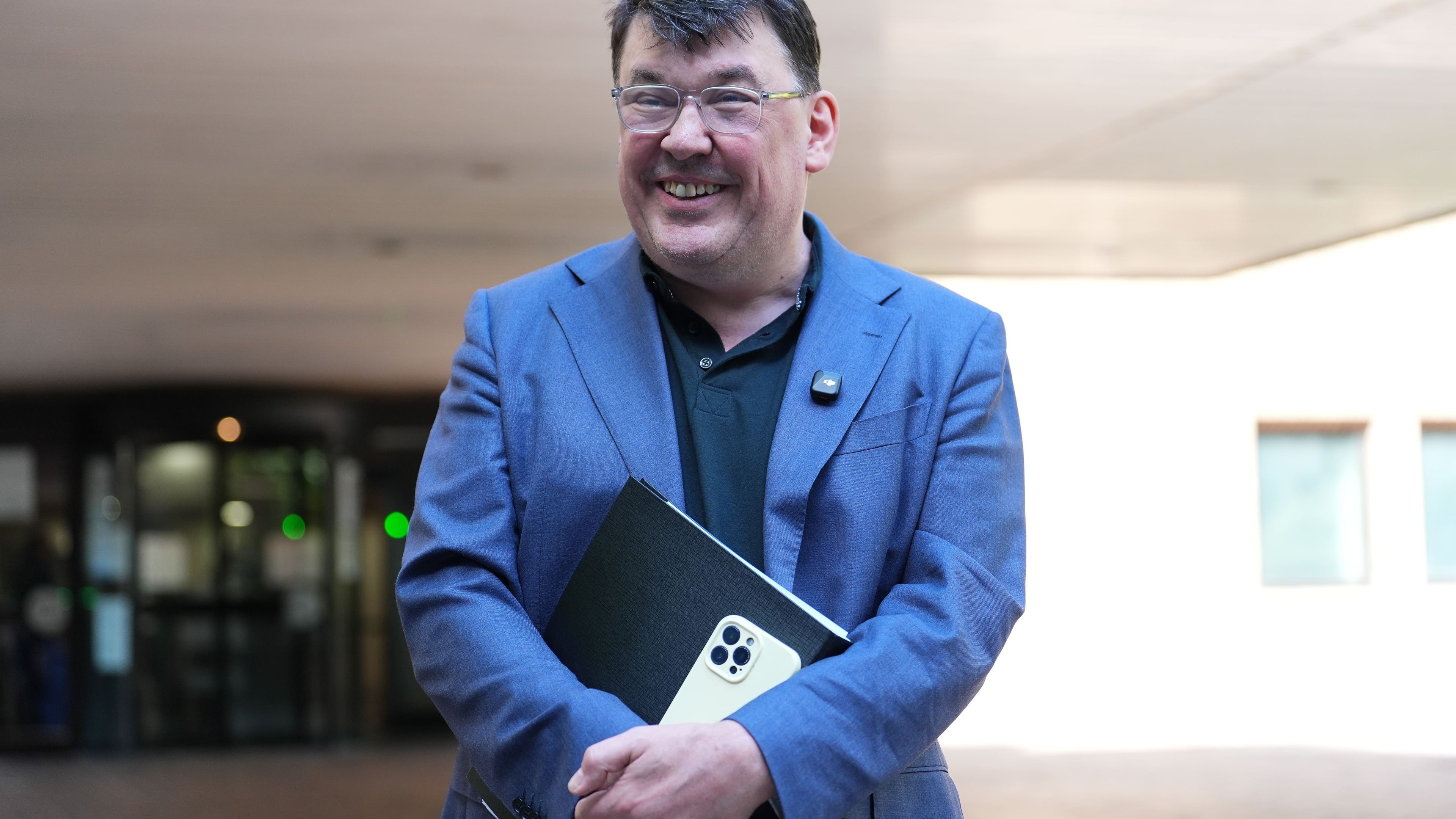 Met police to reopen complaint over Graham Linehan’s Heathrow arrest