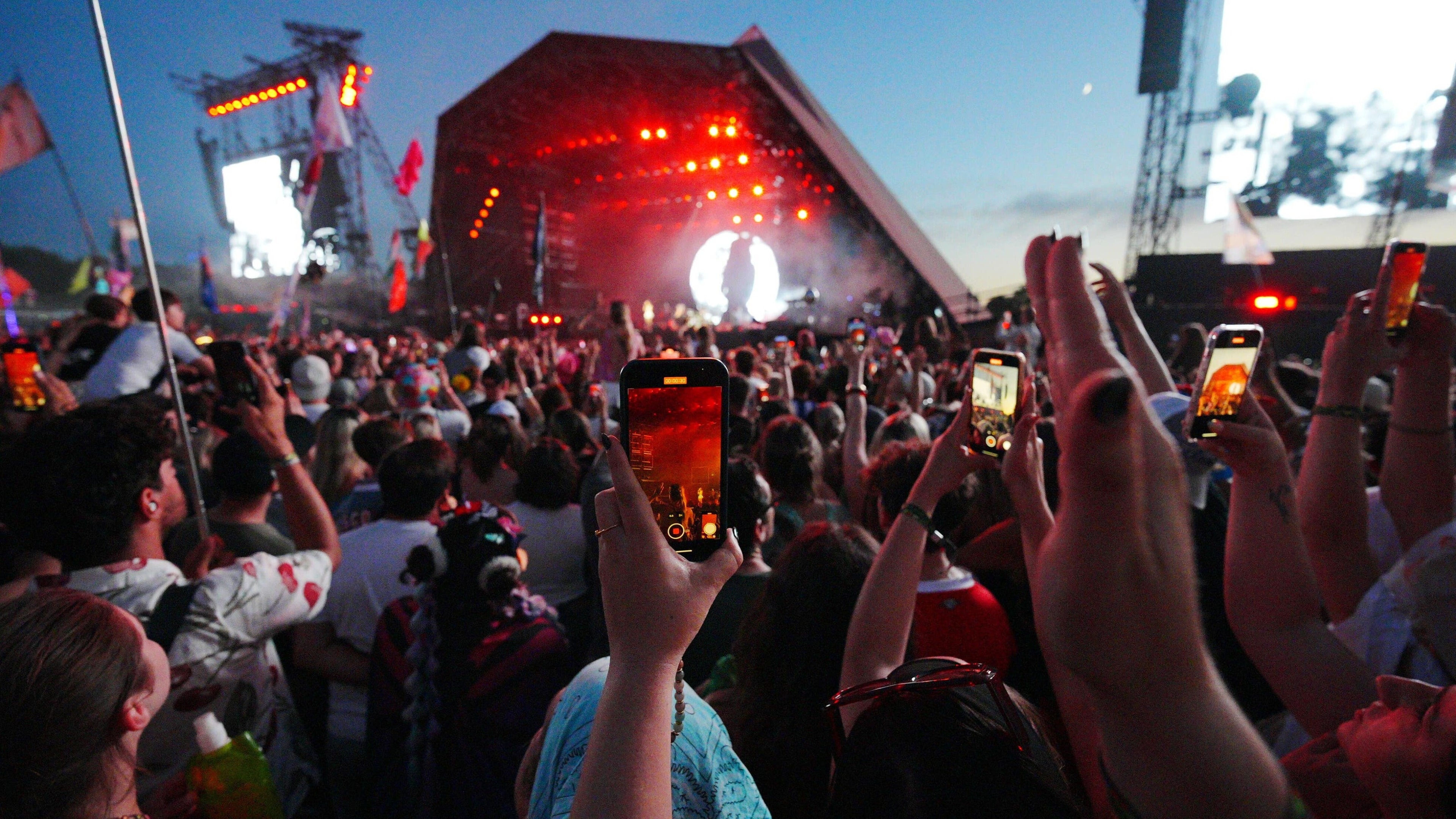 MPs raise concerns over “climate of fear” in live music industry