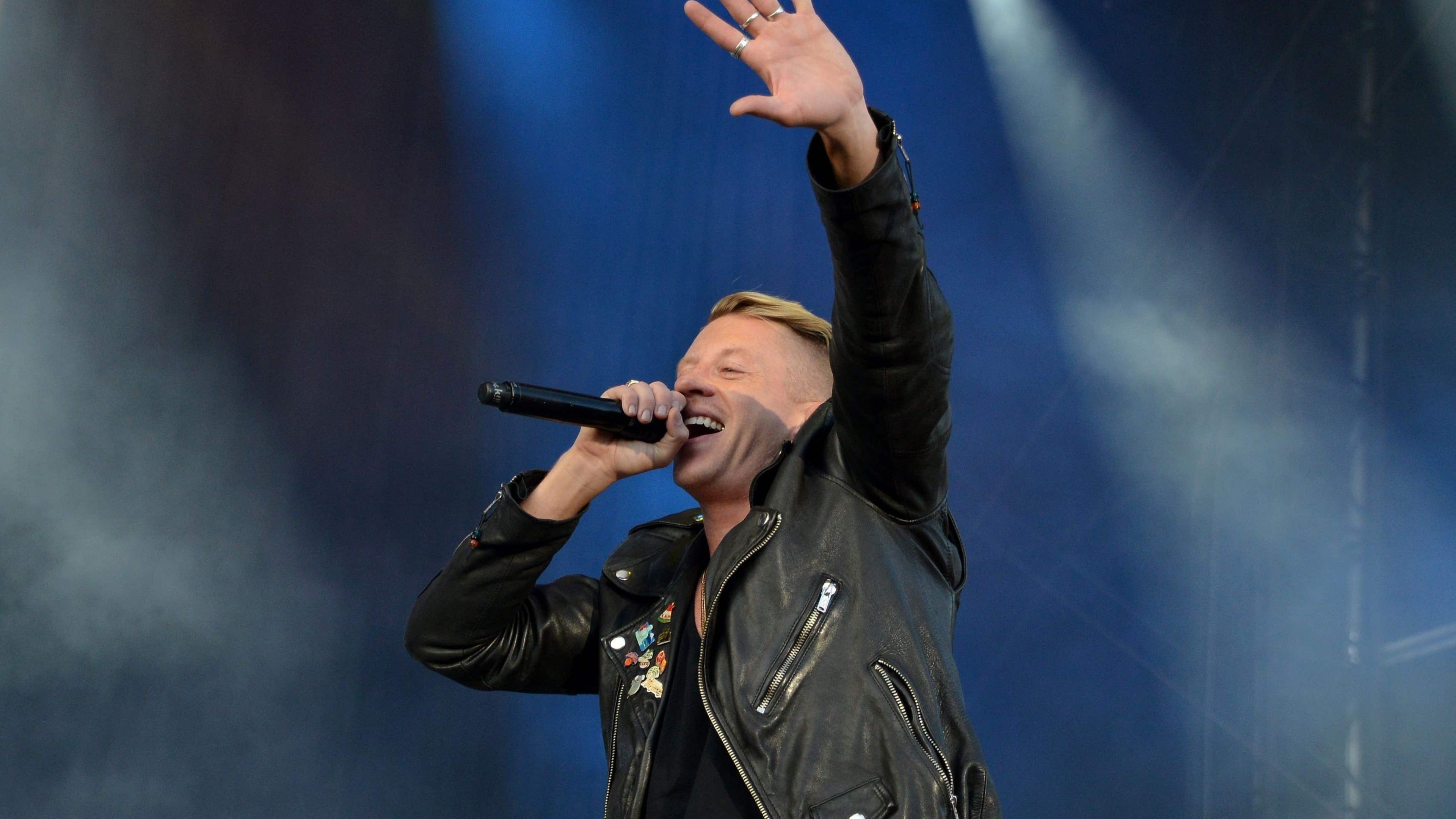 Macklemore donates 1m dollars from Ed Sheeran tour to Palestinian charities