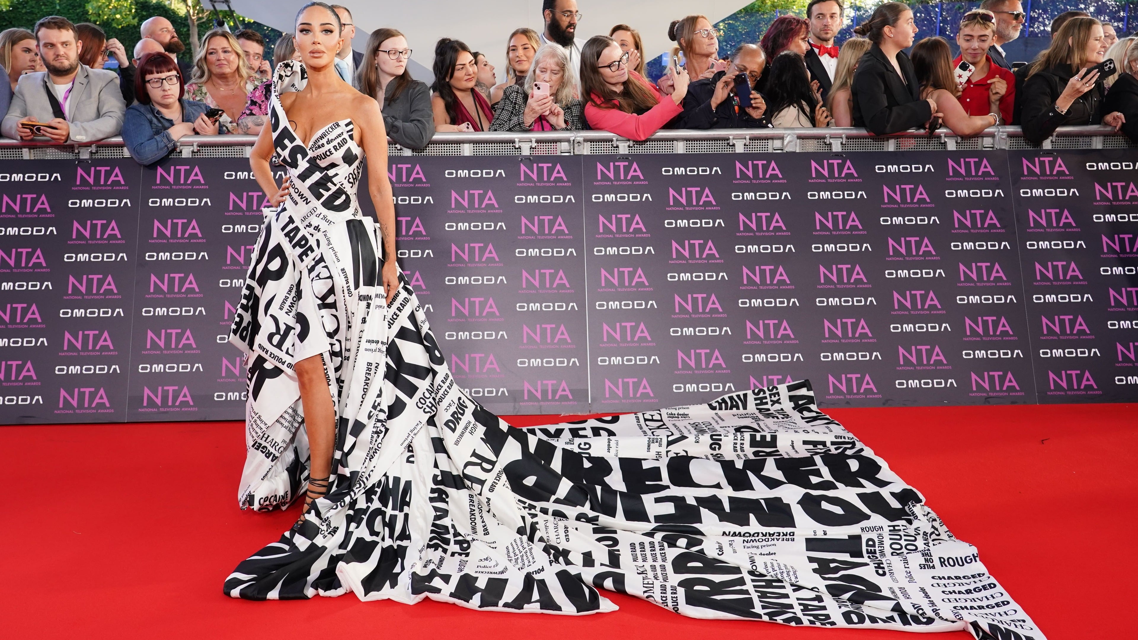 Tulisa wears drug-sting headline dress on NTA red carpet