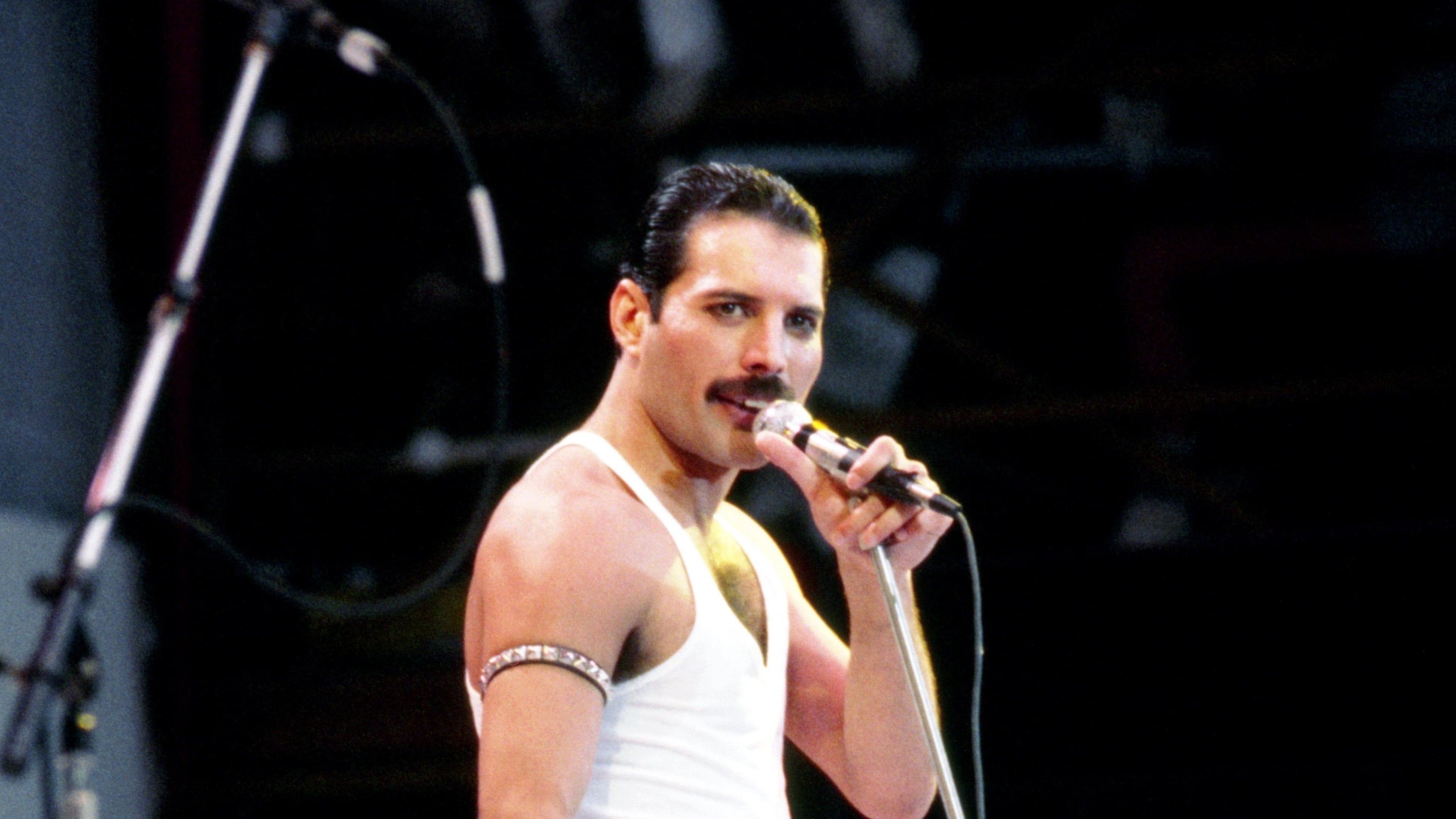 Freddie Mercury piano and microphone set for auction