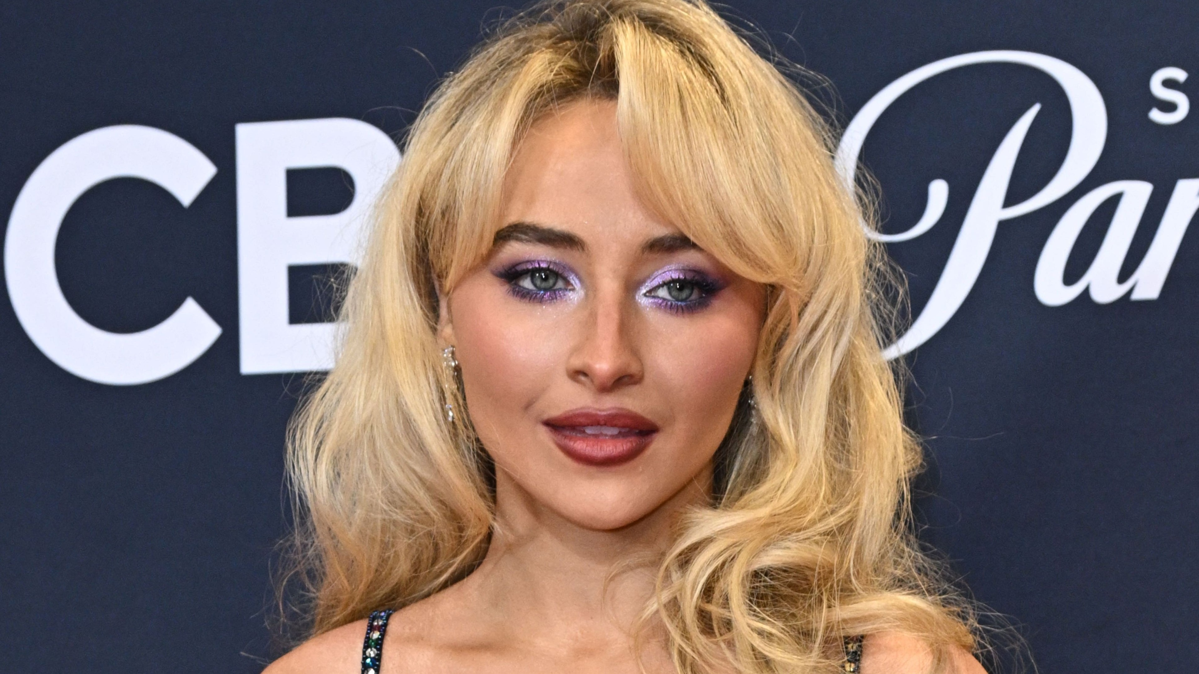 Sabrina Carpenter urges ‘phone break’ for fans to dance to new song with Madonna