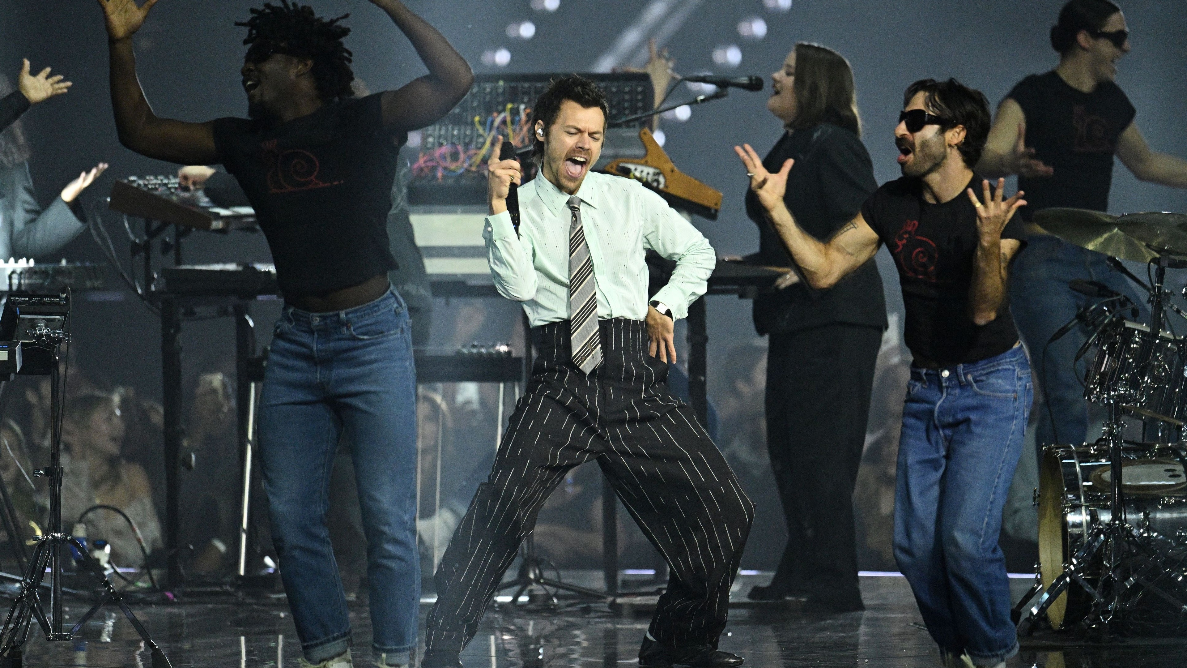 Fan spending on Harry Styles Wembley gigs set to top £1bn