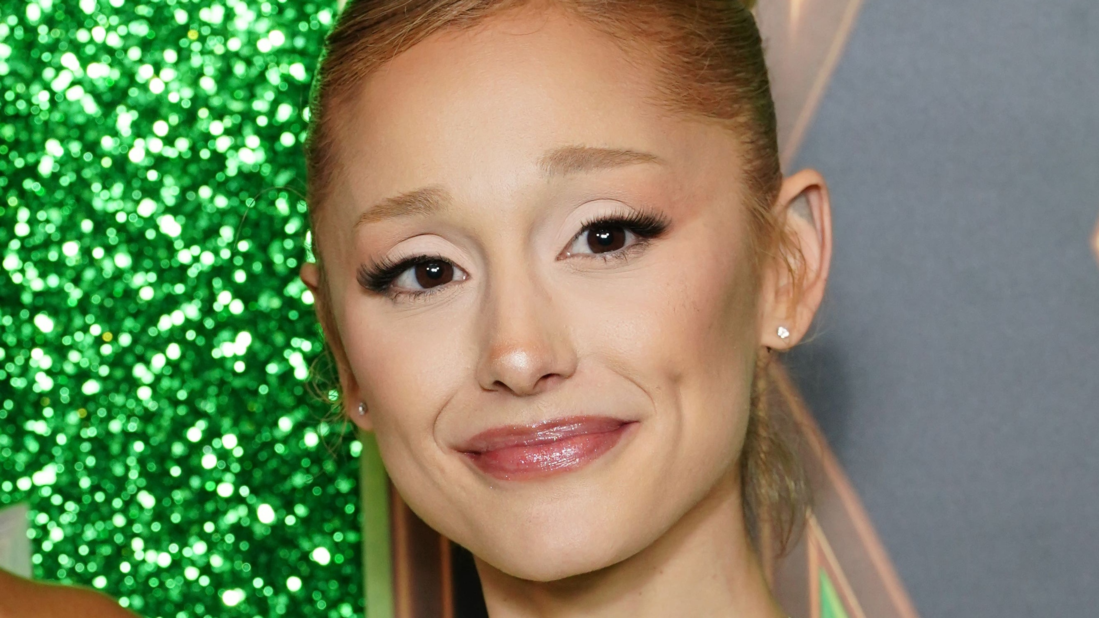 Ariana Grande takes lie detector test in first look at Focker In-Law