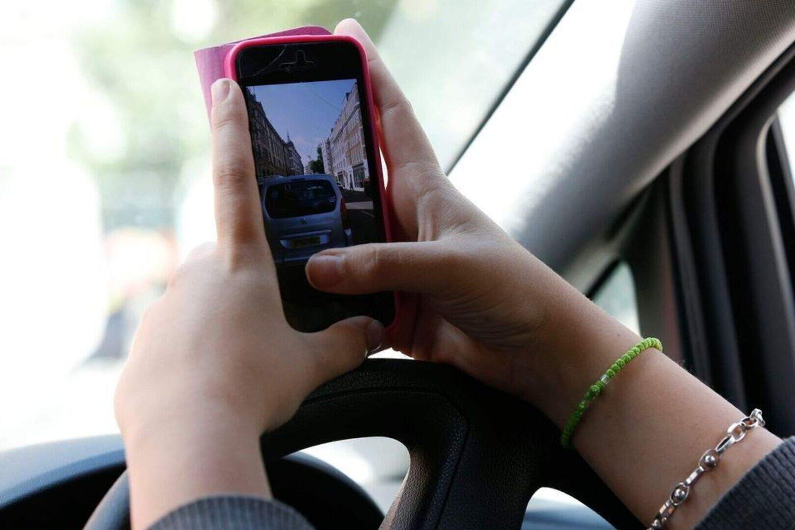 More than half of motorists used mobile while driving last year ...