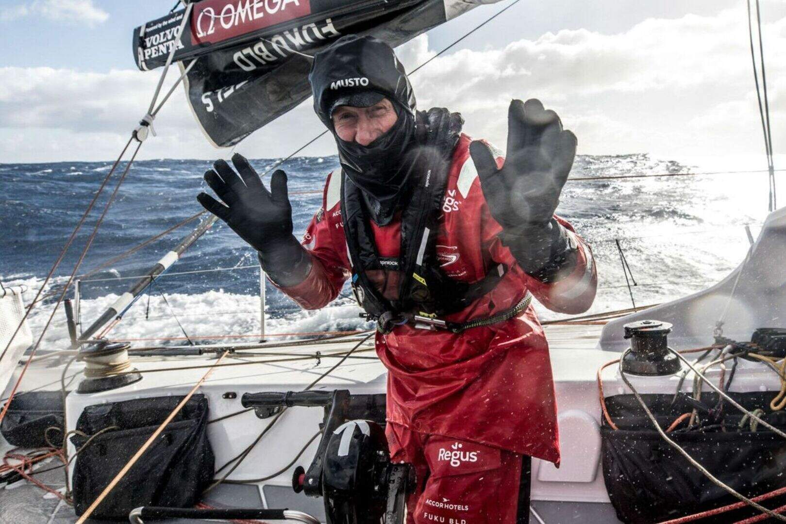 British round-the-world sailor feared dead was not wearing safety line ...