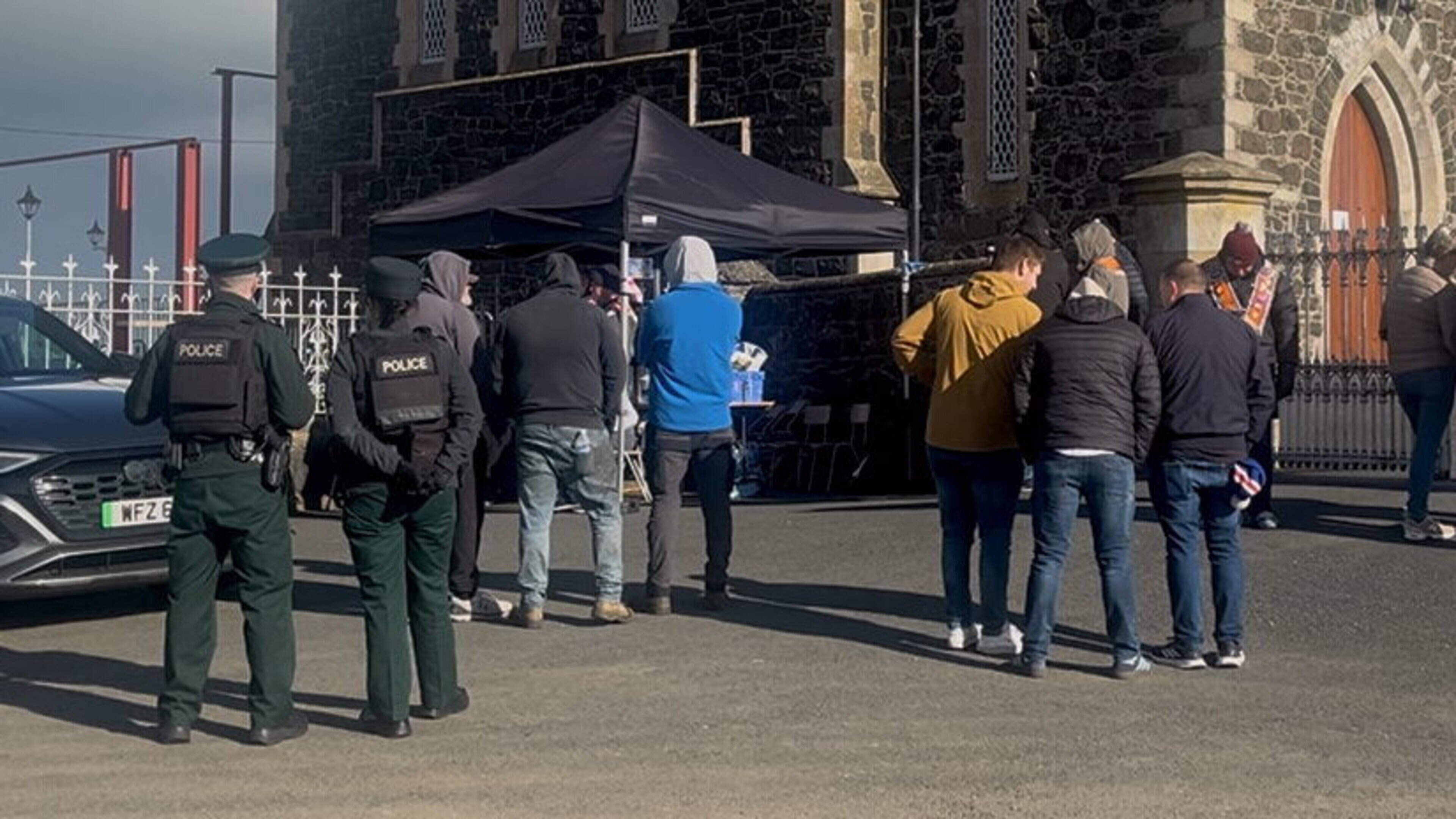 Garvaghy residents settle down for night of Strictly as Orangemen continue their sit-out in aftermath of parade ban