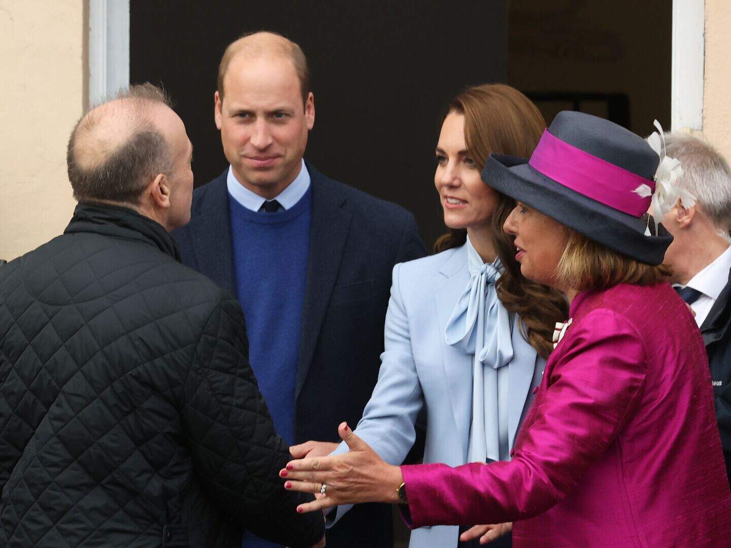 William and Kate bring historic town of Carrickfergus to a standstill ...