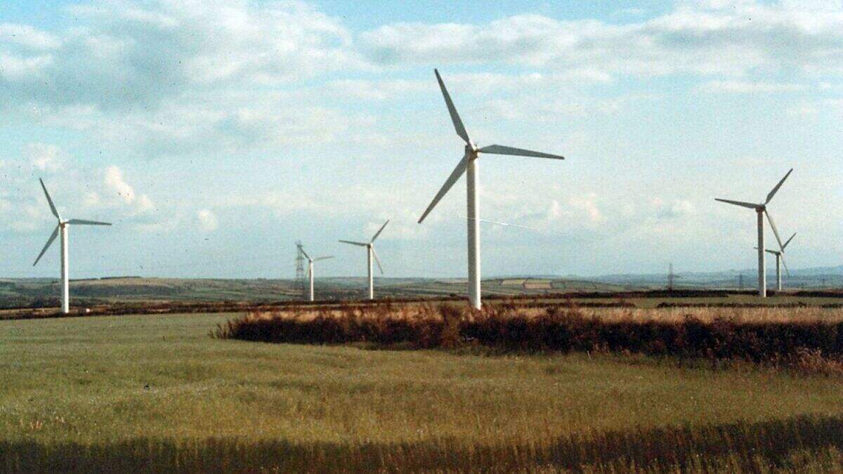 Three billion boiled kettles later, UK's first wind farm marks 25th ...