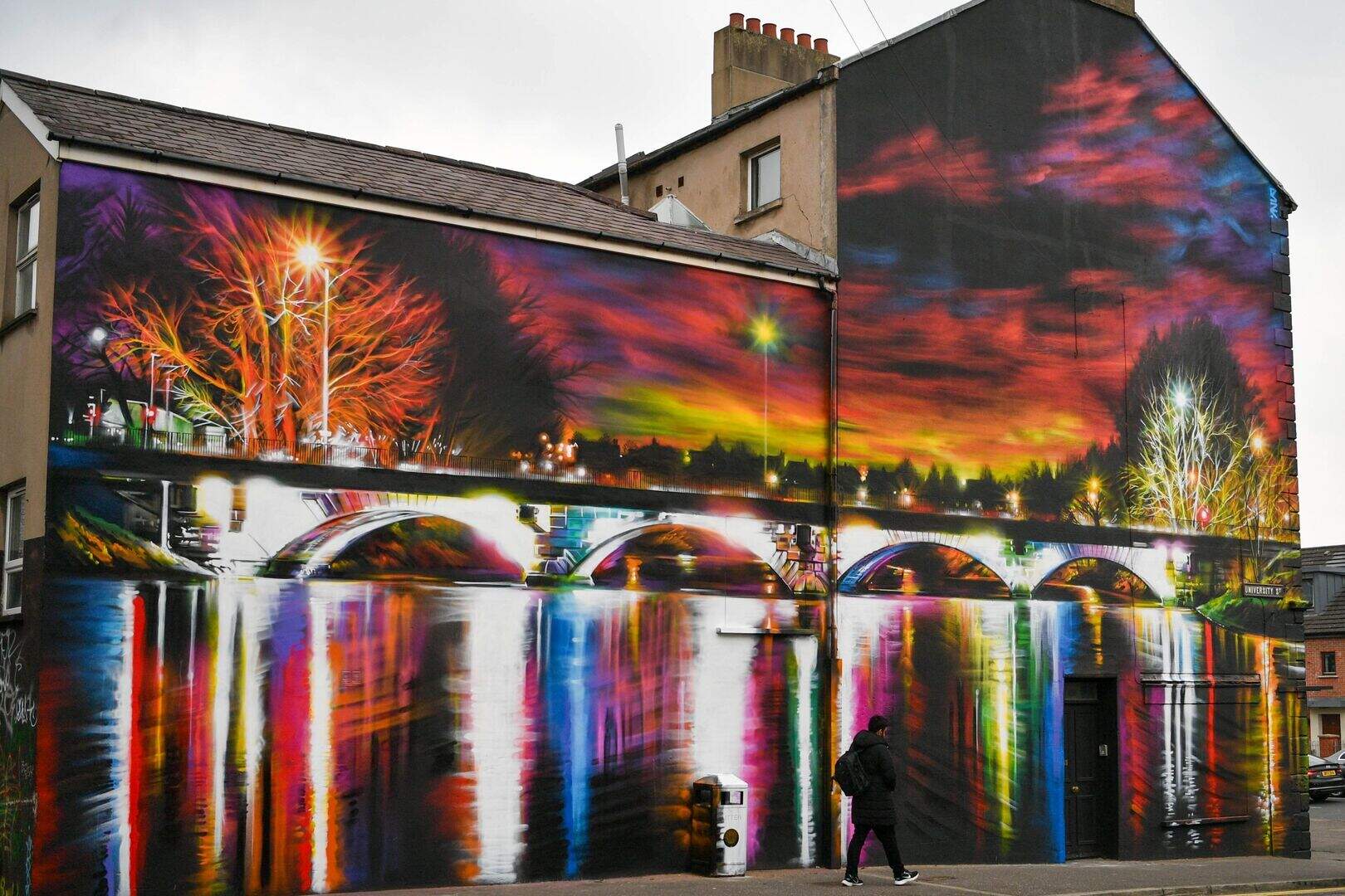 Dan Kitchener: World famous street artist transforms south Belfast ...