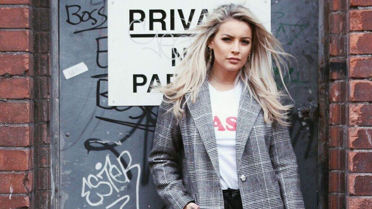 Cool FM DJ Melissa Riddell talks growing up on the family farm and ...