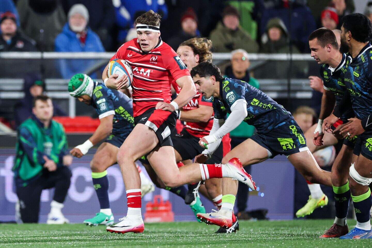 Ulster Rugby: Jude Postlethwaite piles praise on Stuart McCloskey after ...