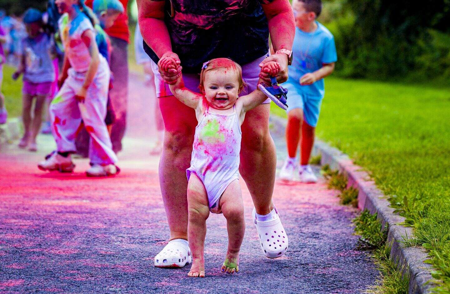 Féile an Phobail: ‘Fantastic’ fun day in west Belfast as families enjoy ...